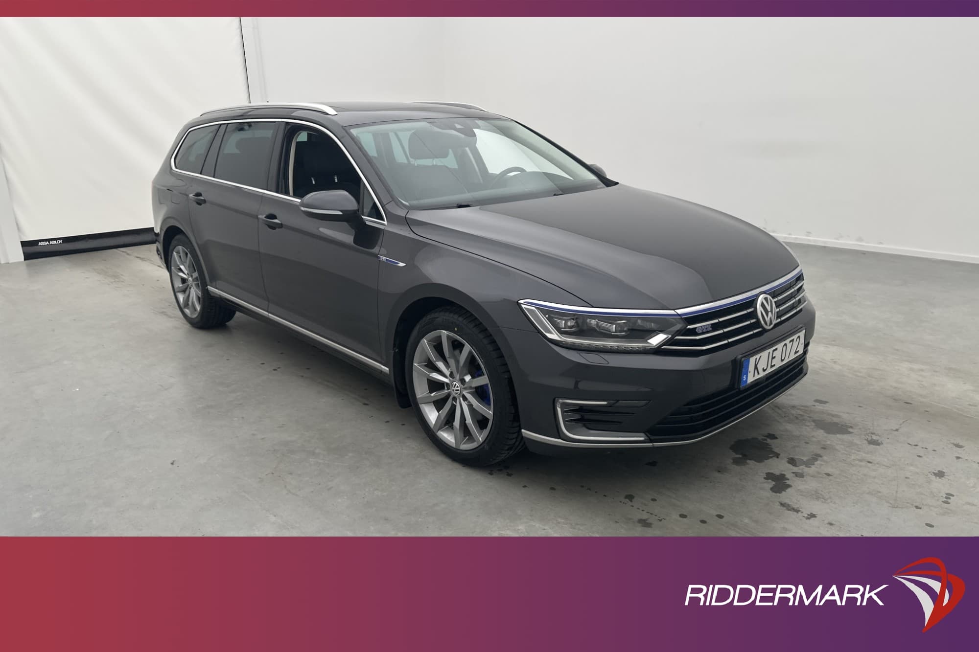 Volkswagen Passat GTE 218hk