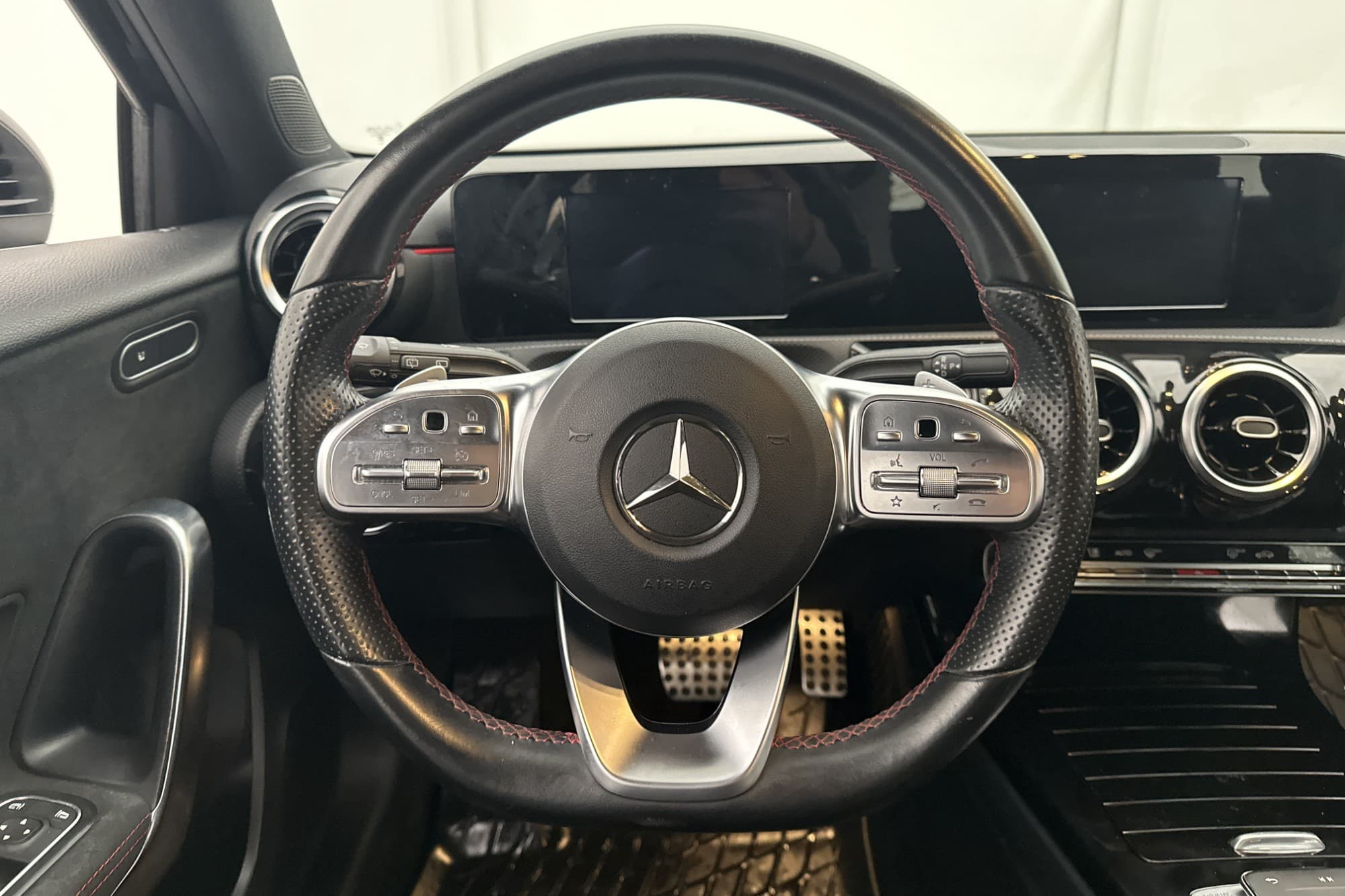 Mercedes-Benz A 200 163hk AMG Sport Kamera Halvskinn