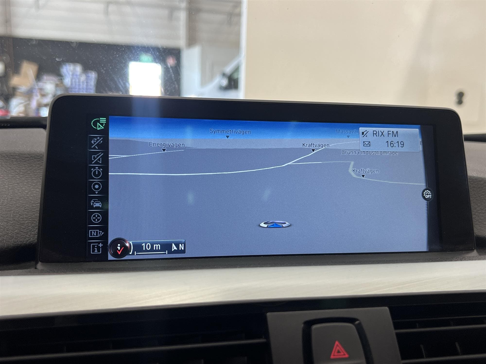 BMW 328i xDrive 245hk Pano M-Värm H/K Navi B-Kam Skinn PDC