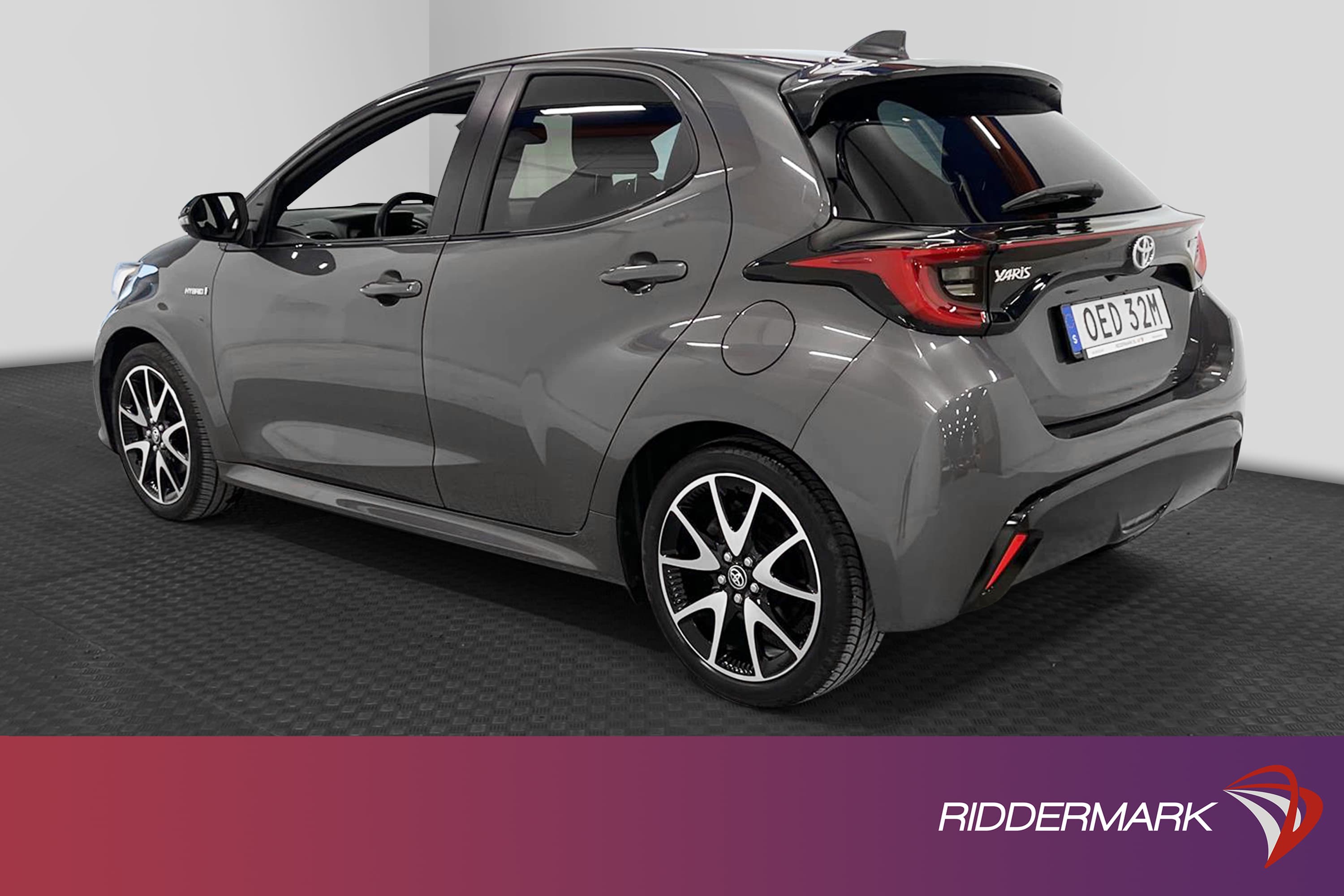 Toyota Yaris Hybrid 116hk 1 Brukare B-Kam Style Paket 