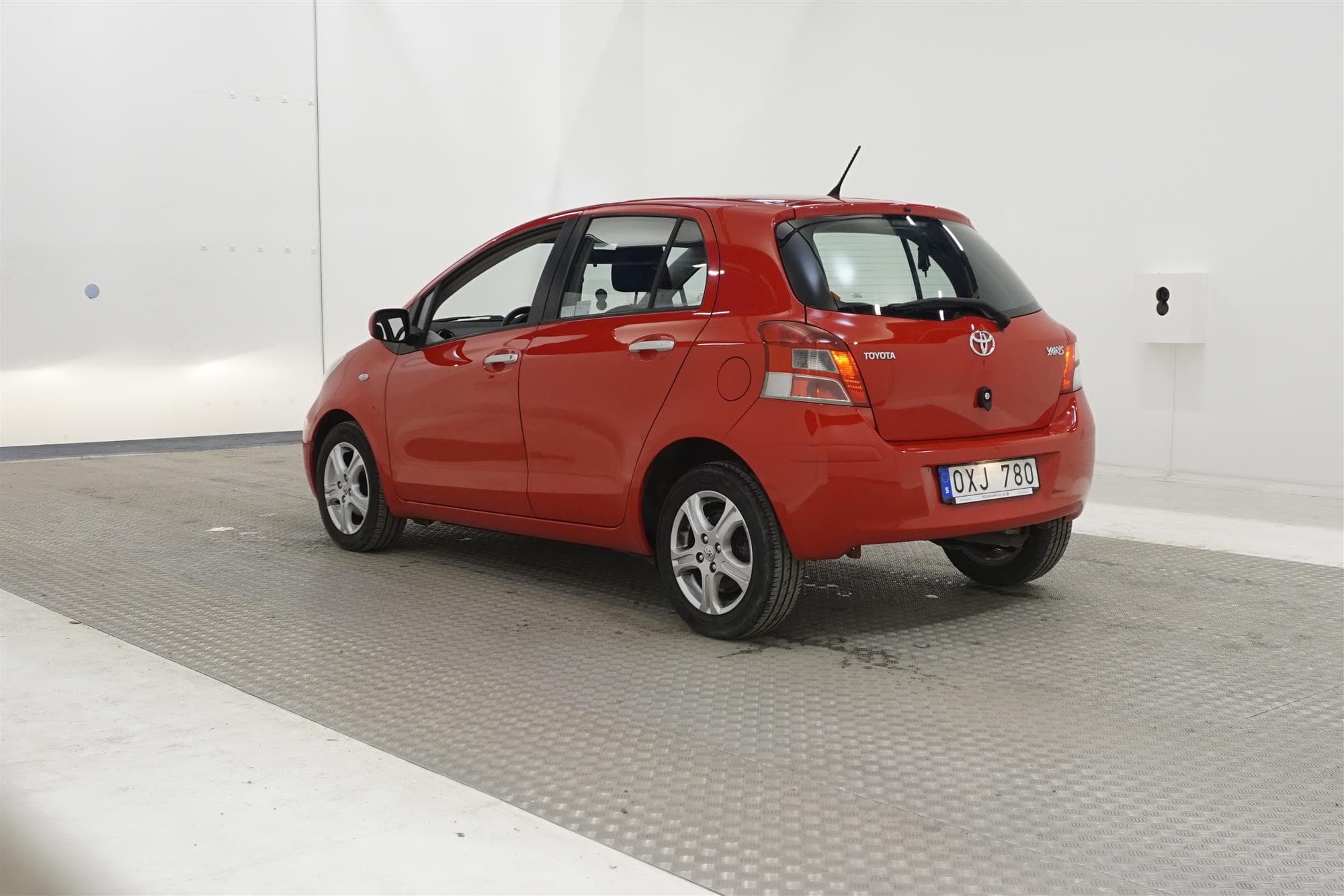 Toyota Yaris 1.33 Dual VVT-i 99hk 1 Brukare Välservad Nybes