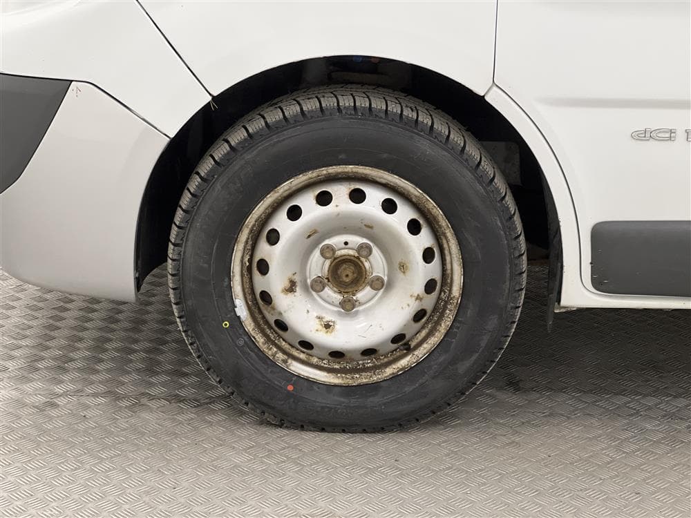 Nissan Primastar Crew Van 2.0 dCi Dragkrok Lång 5-sits interiör