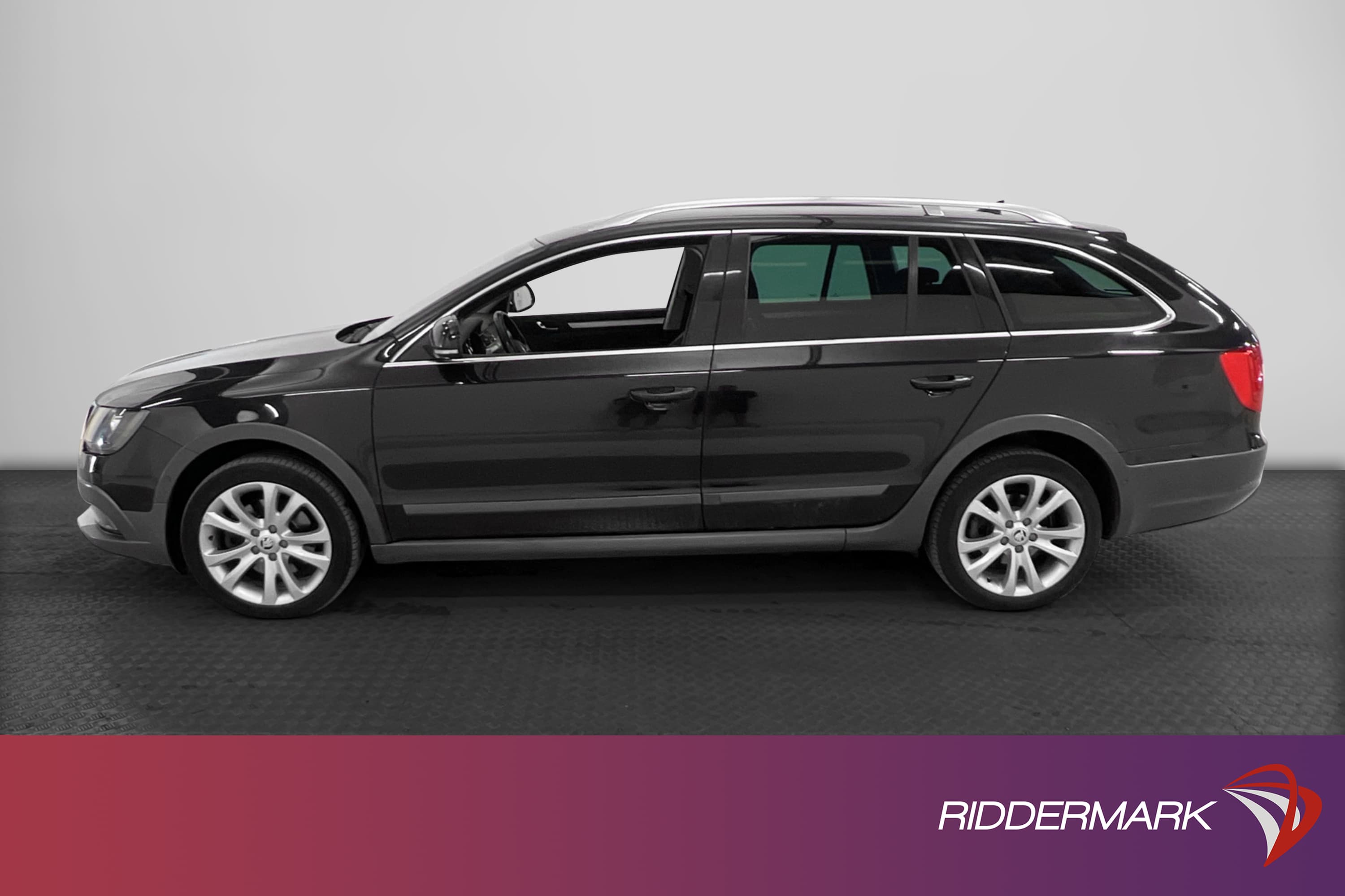 Skoda Superb Kombi 2.0 TDI 4x4 DSG 170hk