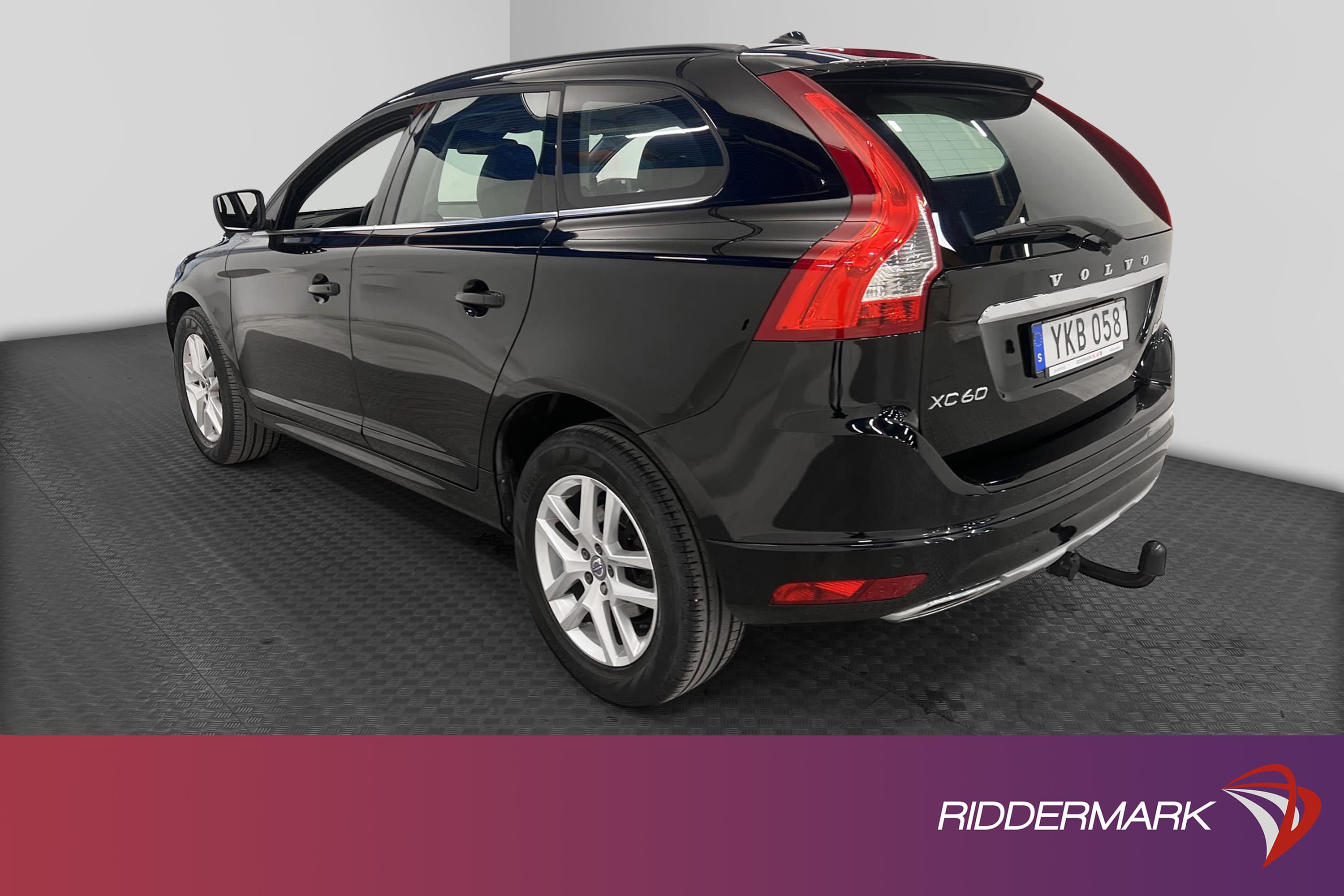 Volvo XC60 D4 AWD 190hk M-Värm D-Värm Drag BLIS Adaptiv 