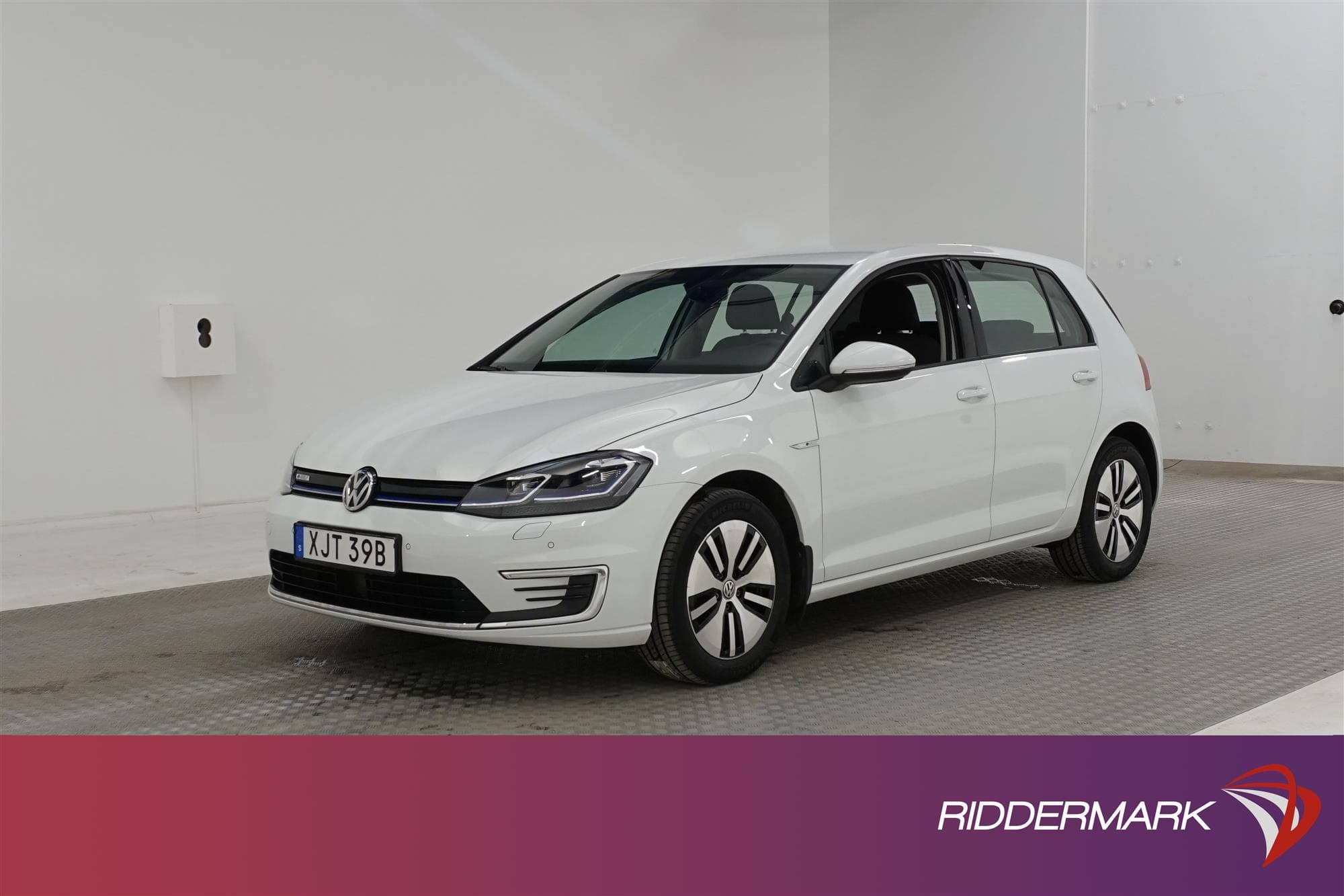 Volkswagen E-Golf 35.8 kWh 136hk