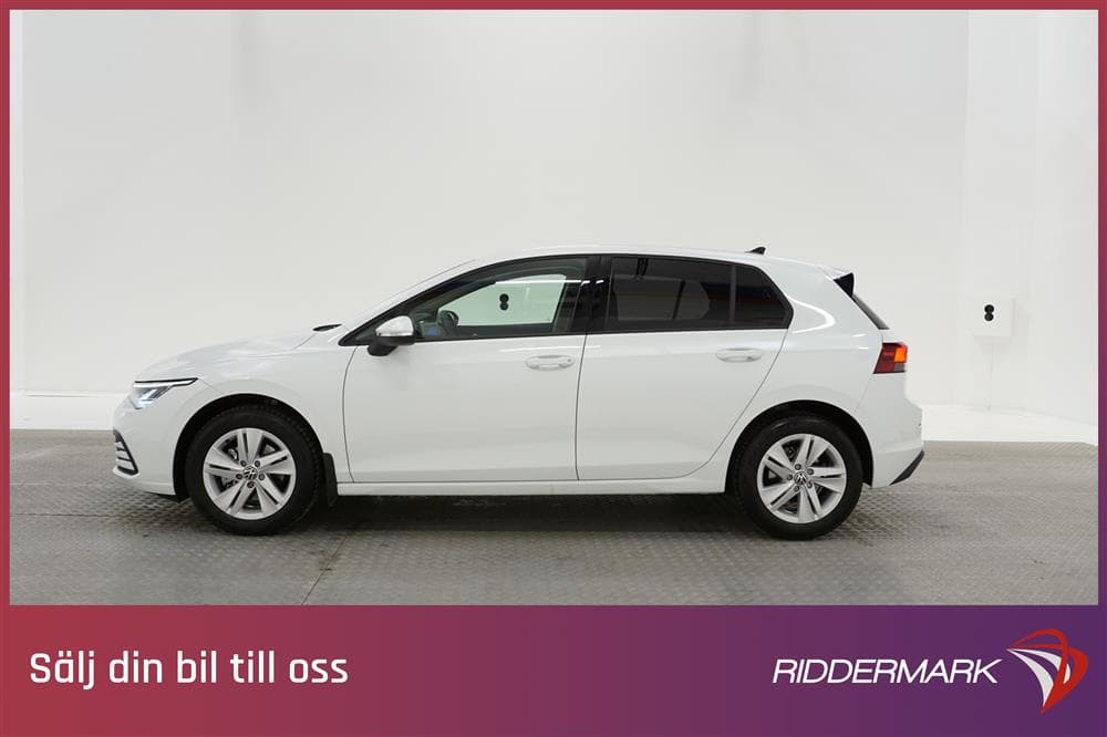 Volkswagen Golf VIII 1.0 TSI 110hk 1-Ägare