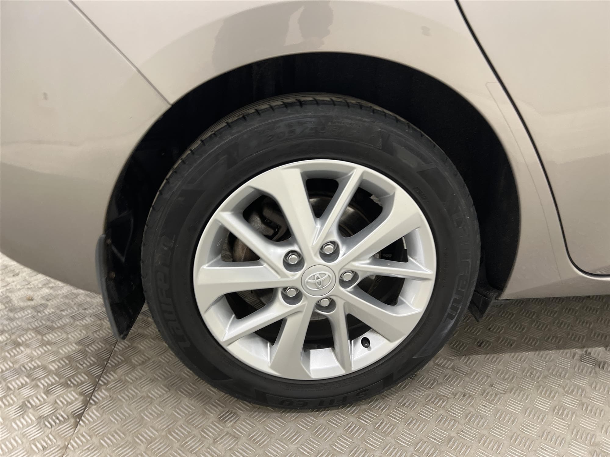 Toyota Auris 1.6 132hk  2 Brukare Backkamera 0,48L/mil