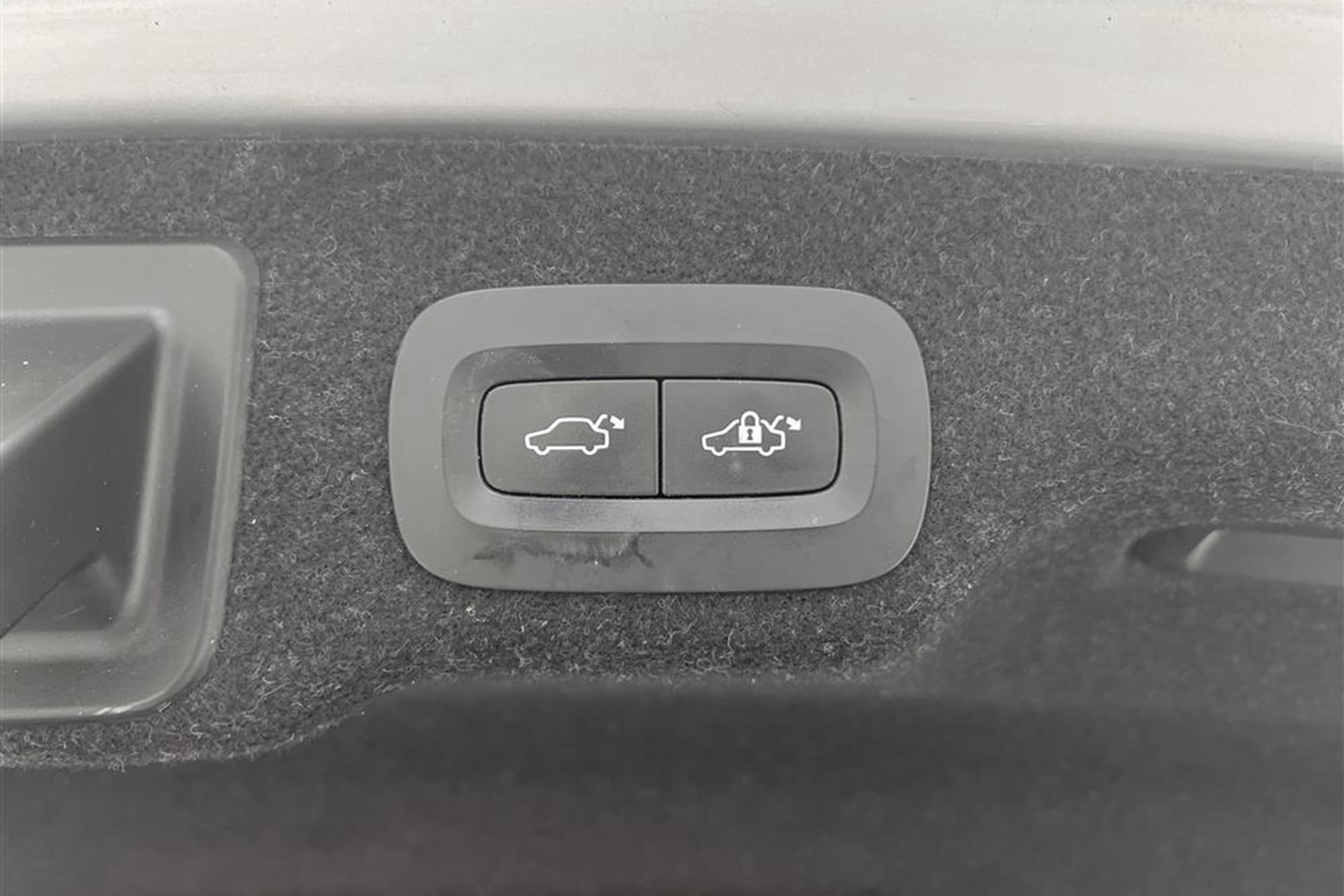 Volvo S90 D4 AWD Inscription D-Värm VOC T-Lucka Skinn B-Kaminteriör
