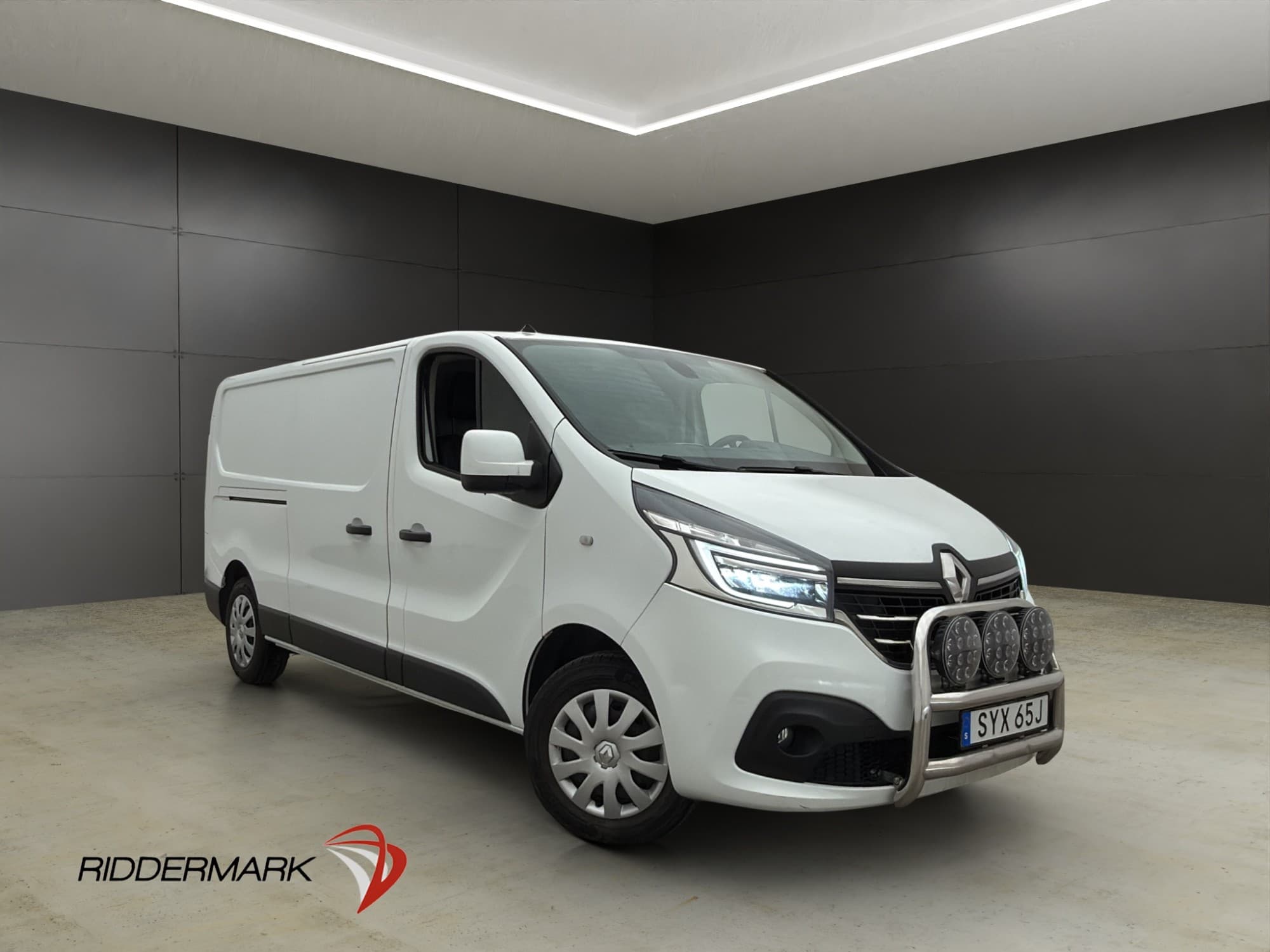 Renault trafic L2 2.0dCi Värmare Dragkrok LED B-Kamera MOMS
