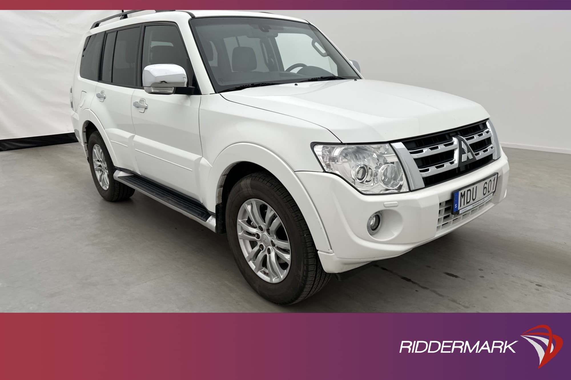Mitsubishi Pajero 4WD 200hk