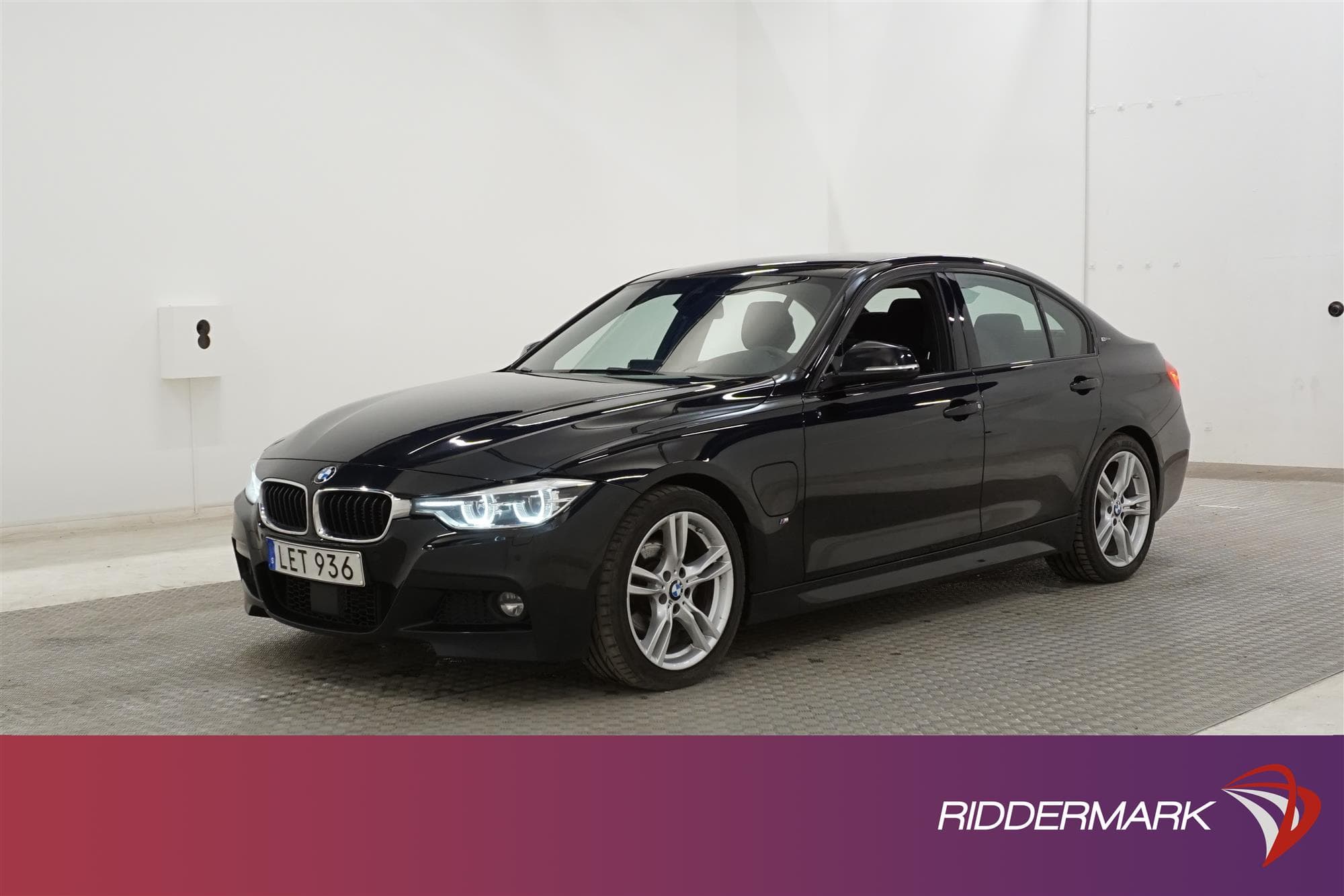 BMW 330e Sedan 252hk