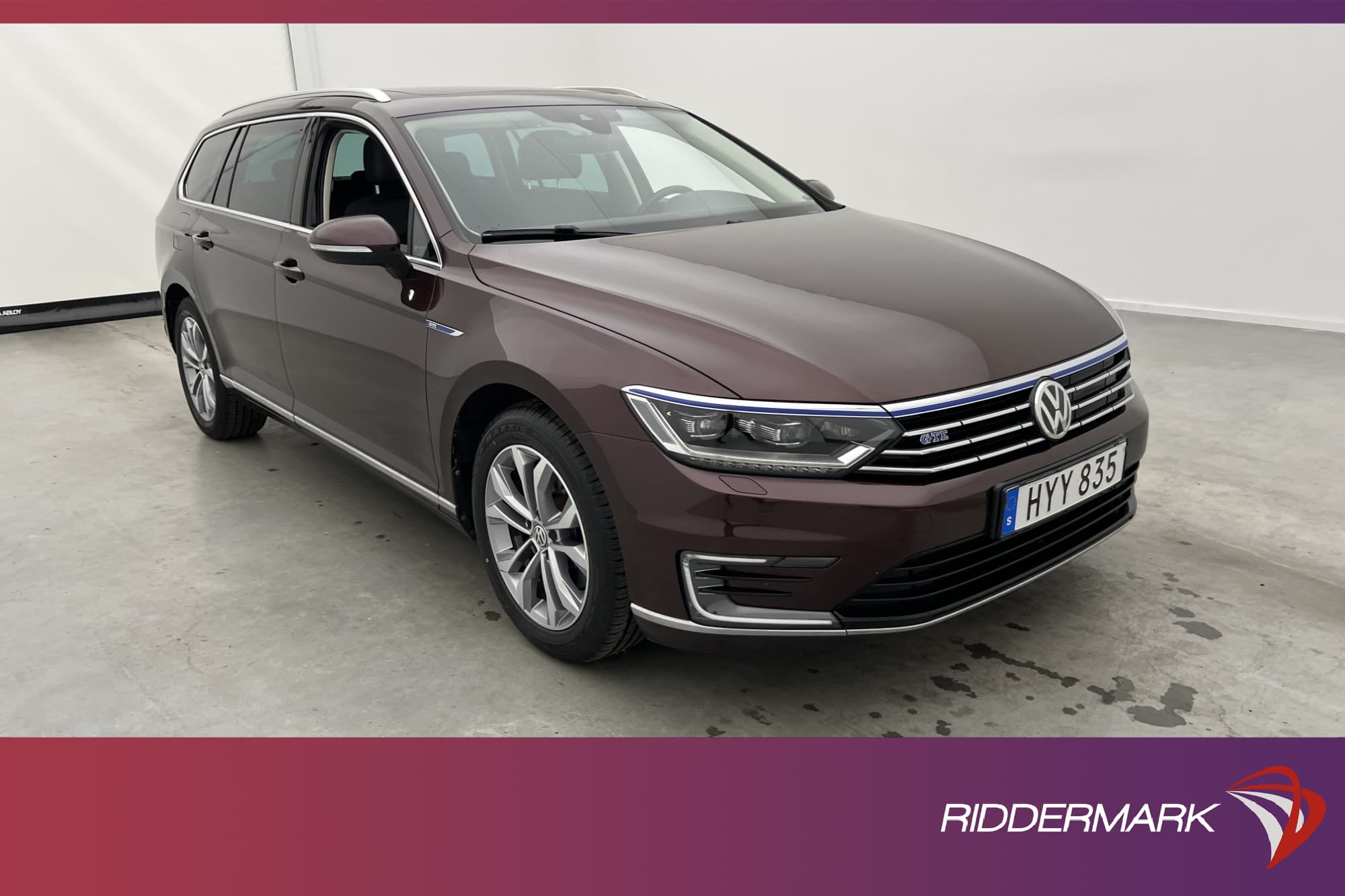 Volkswagen Passat GTE 218hk