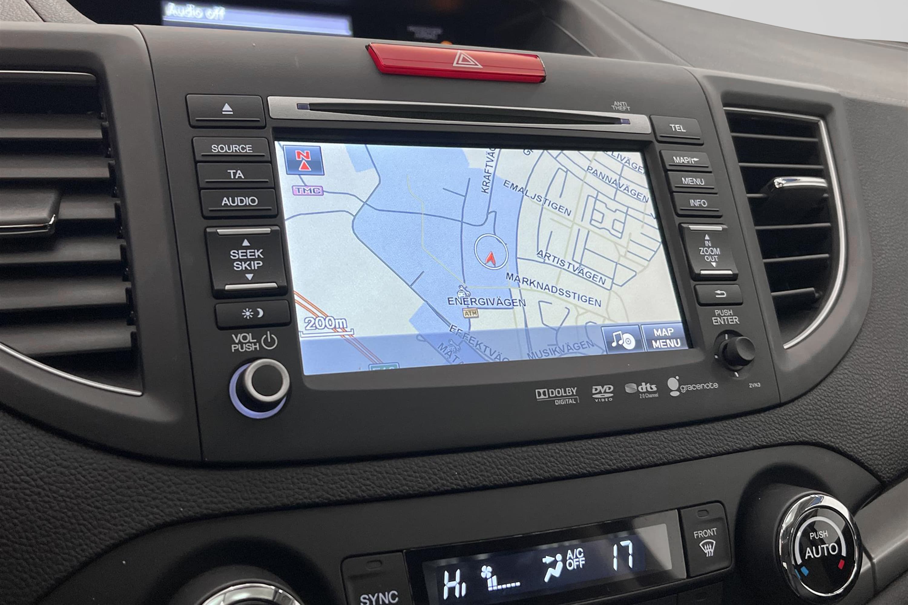 Honda CR-V 2.2 i-DTEC 4WD 150hk Pano Värmare Kamera GPS Drag