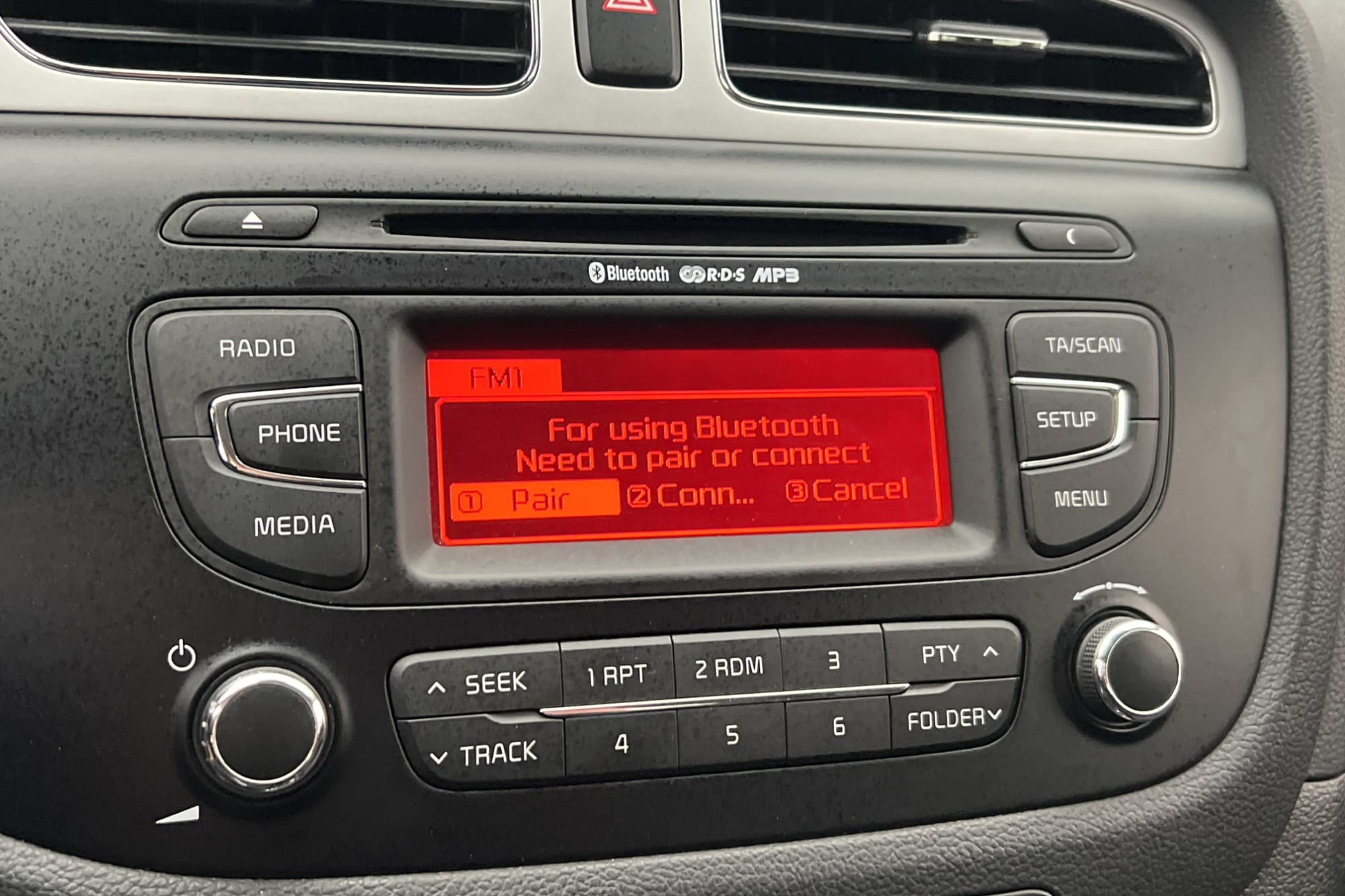 Kia Cee'd Sportswagon CRDi Rattvärme P-Sensorer Bluetooth