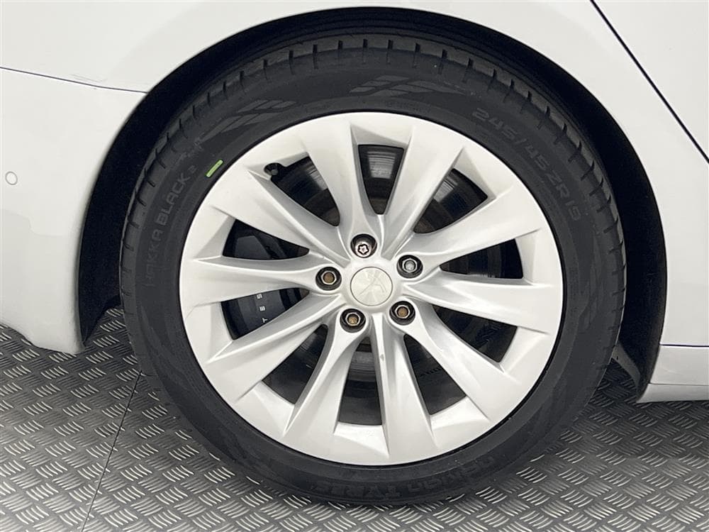 Tesla Model S 75 Uppgraderad AP Pano Skinn Leasebar Moms interiör