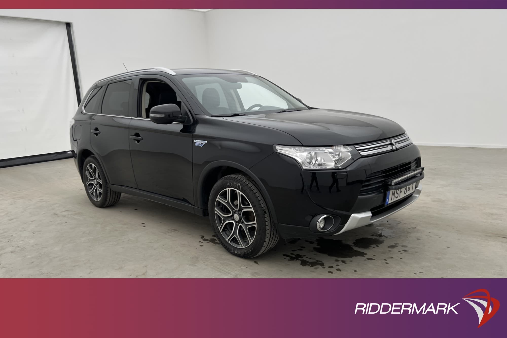 Mitsubishi Outlander P-HEV 4WD