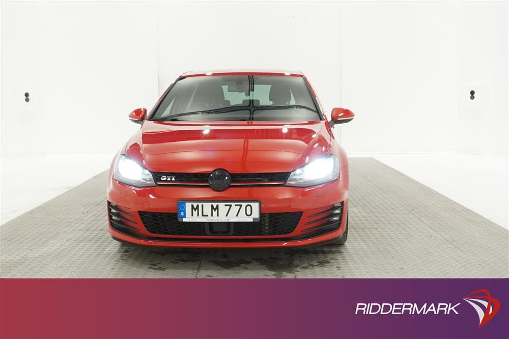Volkswagen Golf GTI 2.0 Performance 230hk