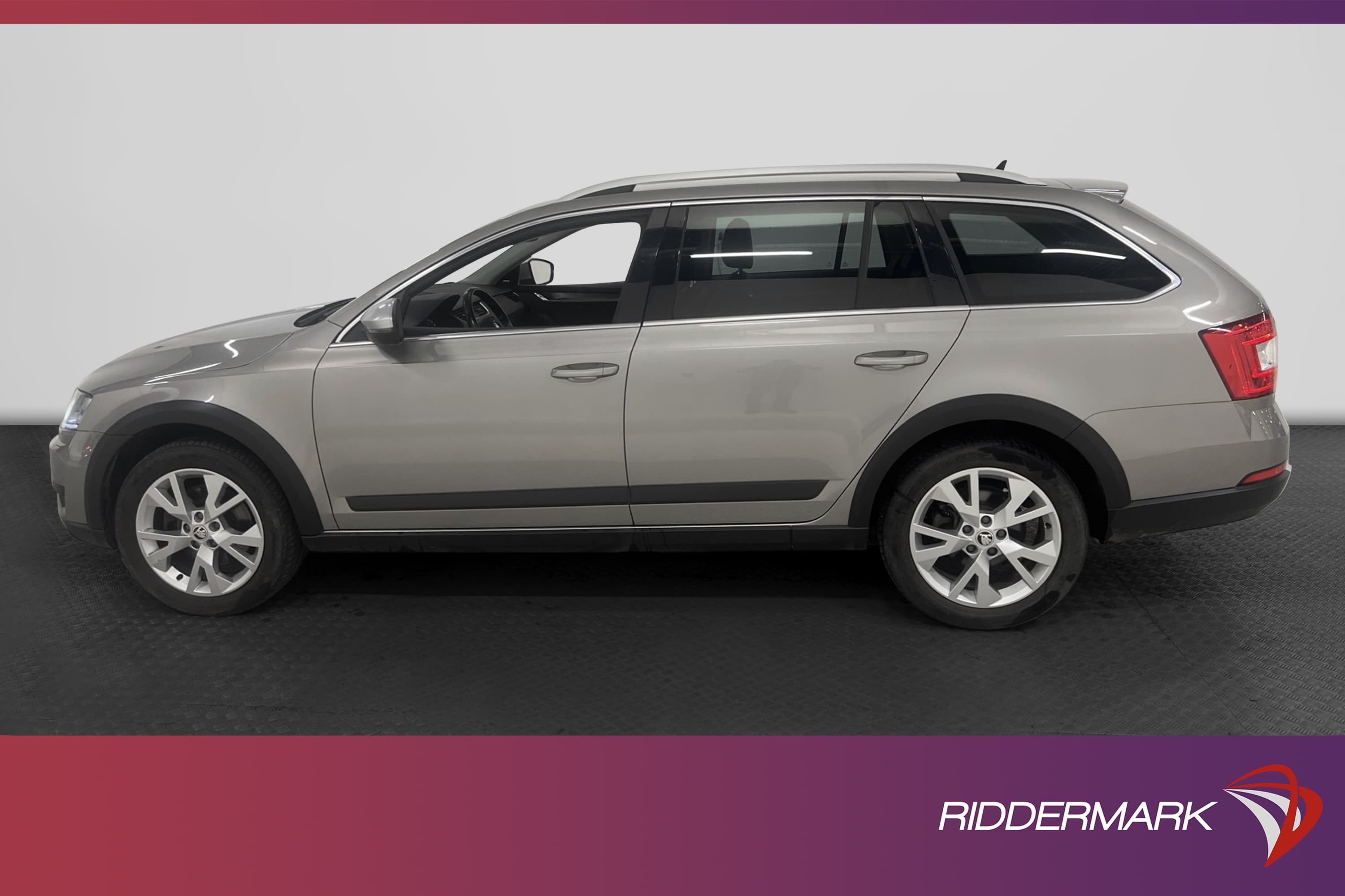 Škoda Octavia Scout 1.8 TSI 4x4 180hk