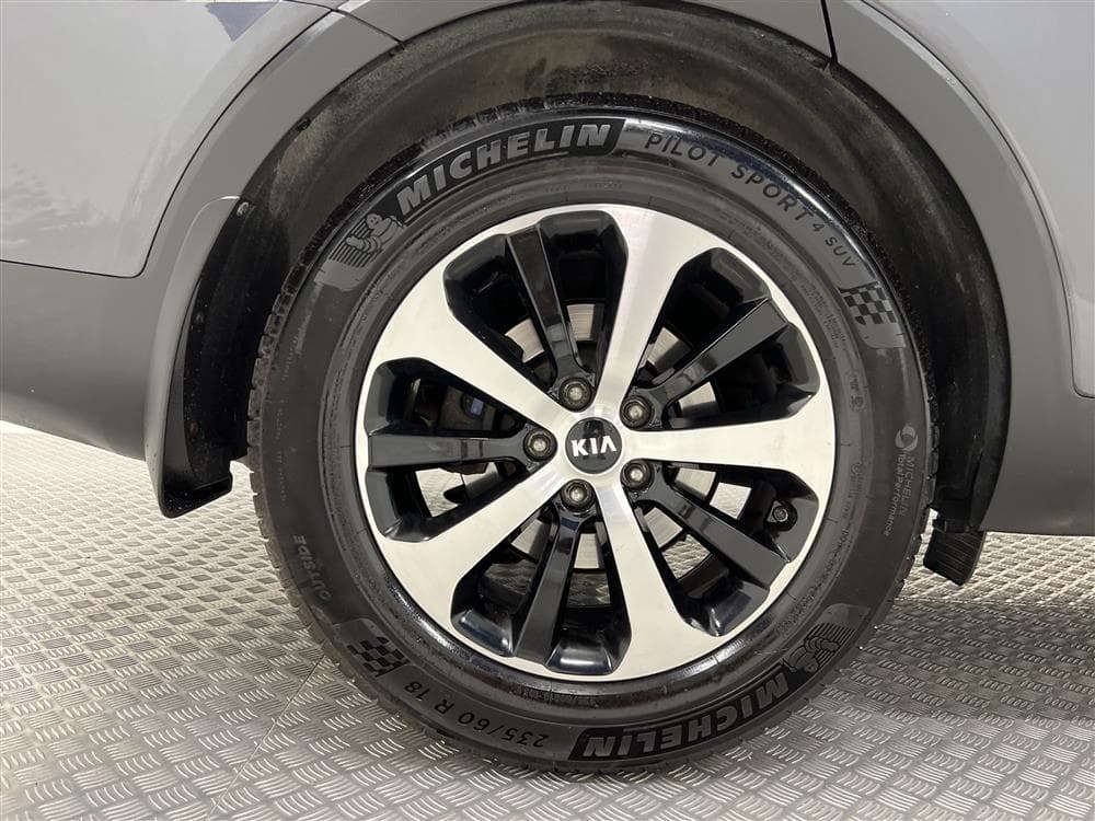 Kia Sorento 2.2 CRDi AWD 7-sits Skinn Navi B-Kamera Euro 6interiör
