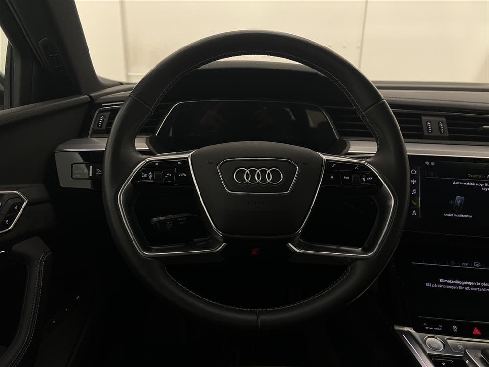 Audi e-tron 55 Quattro 408hk S-Line Drag Backkamera Moms