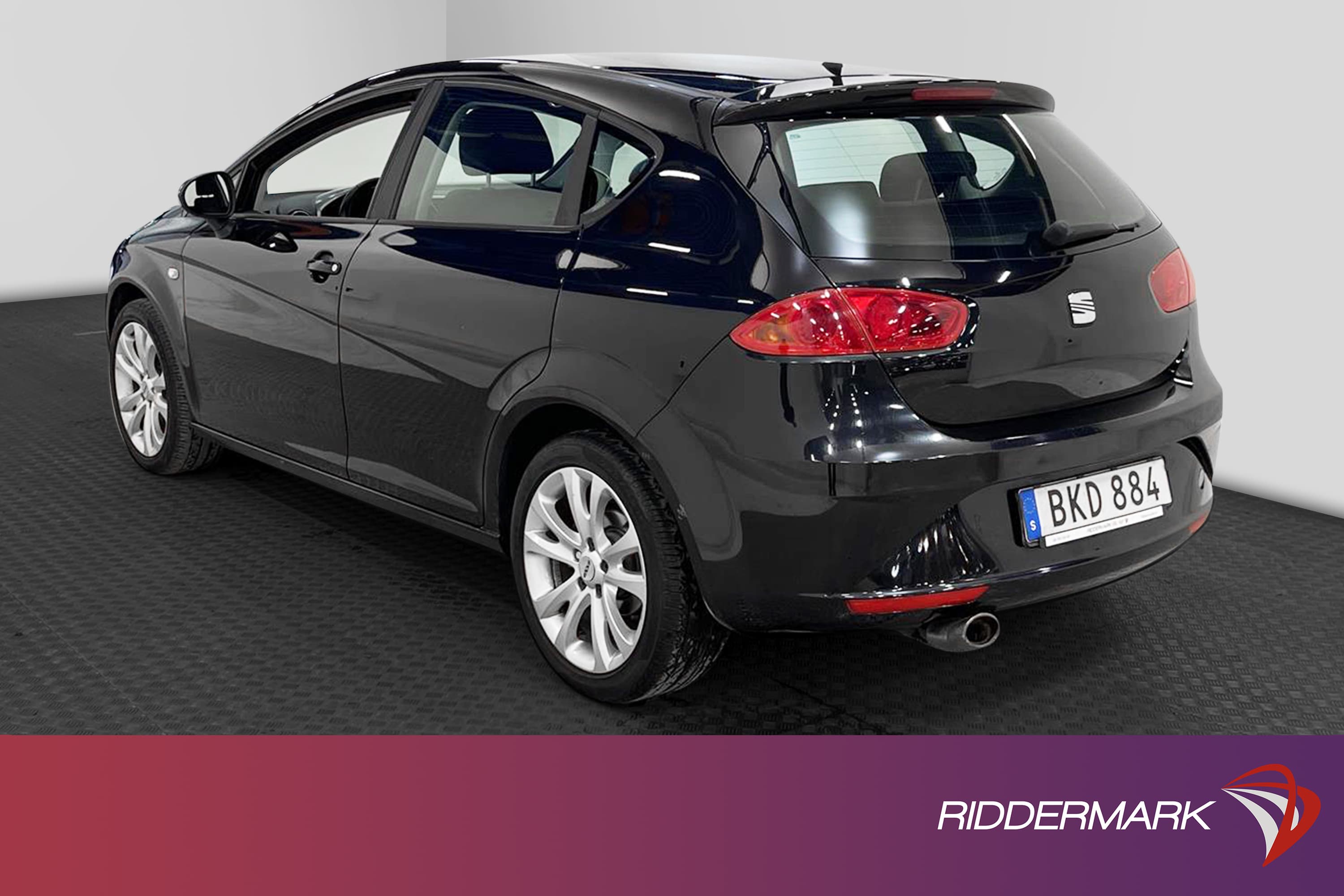 SEAT Leon 1.6 TDI 105hk 0.42l/mil Nybesiktigad Välservad 