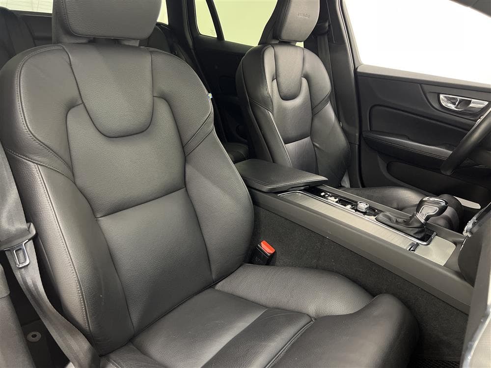 Volvo V60 T5 250hk Inscription Voc HUD B-Värm B-Kam Drag 