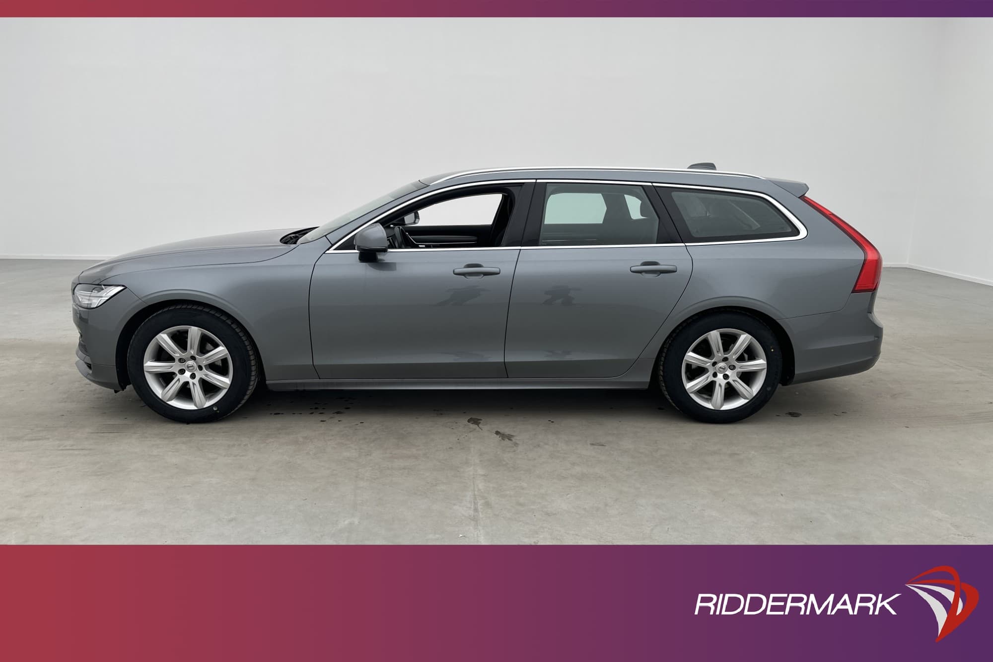Volvo V90 D3 150hk AWD Momentum Advanced Ed