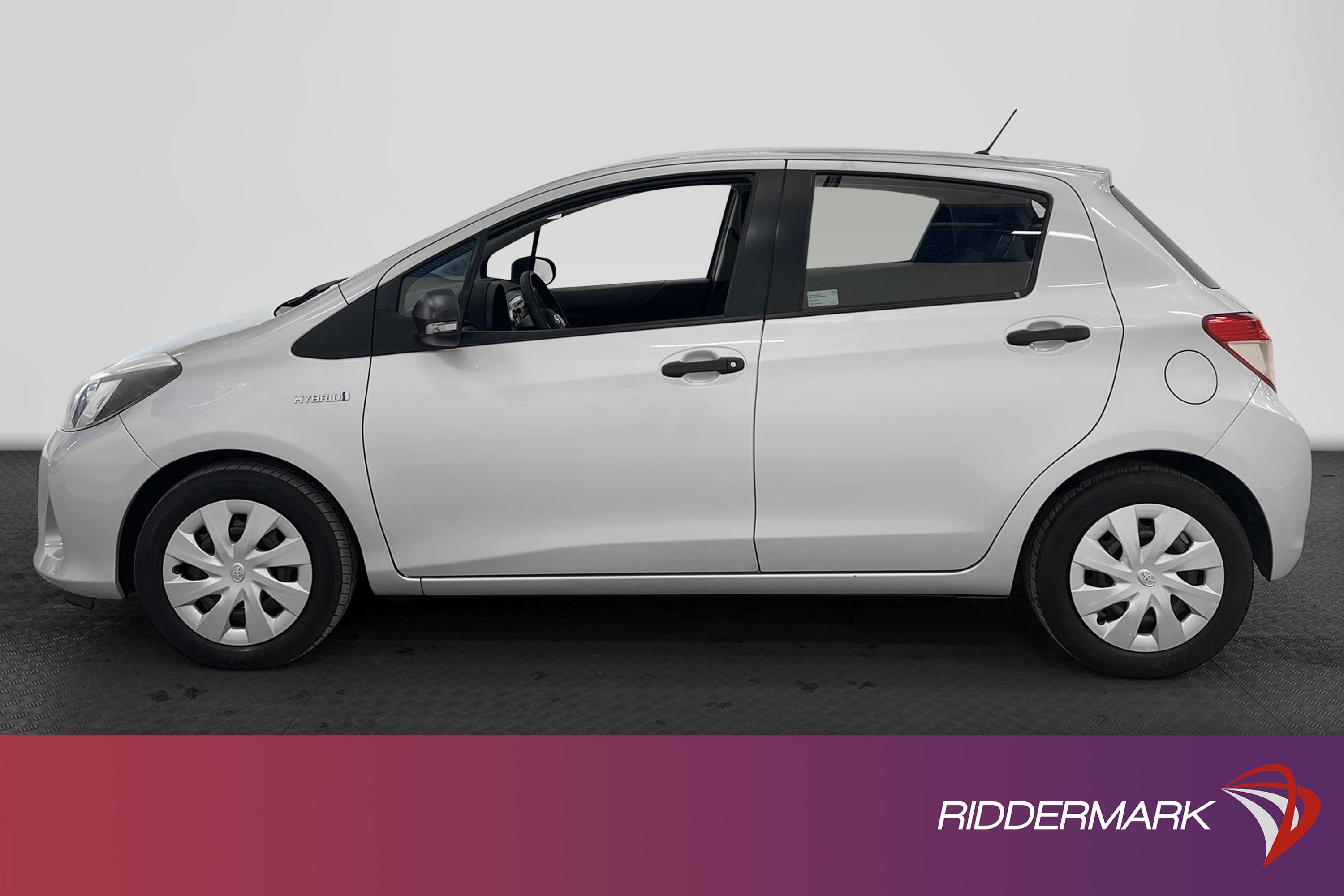 Toyota Yaris Hybrid 101hk Life Automat Motorvärmare LÅGMIL