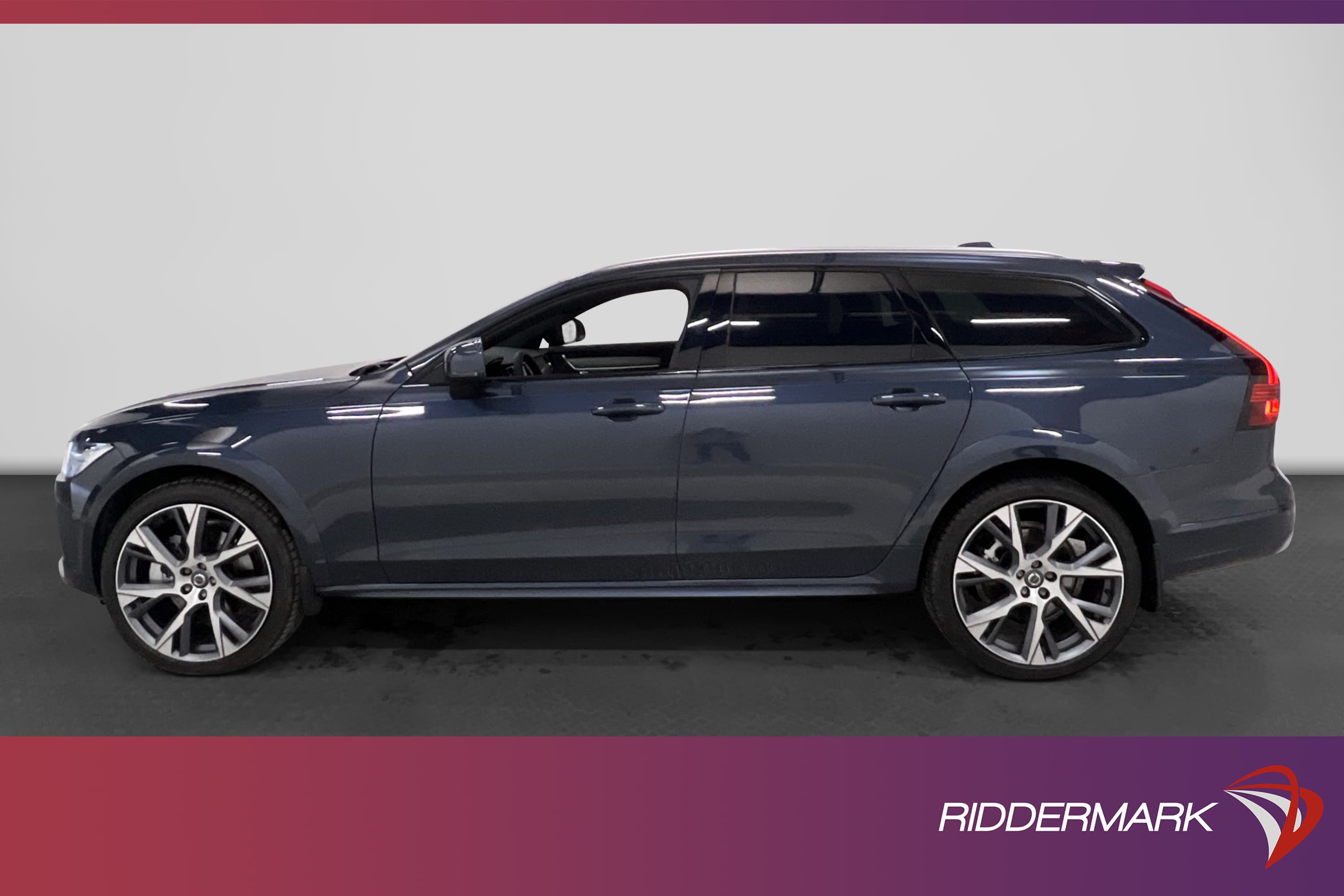 Volvo V90 Cross Country B4 AWD