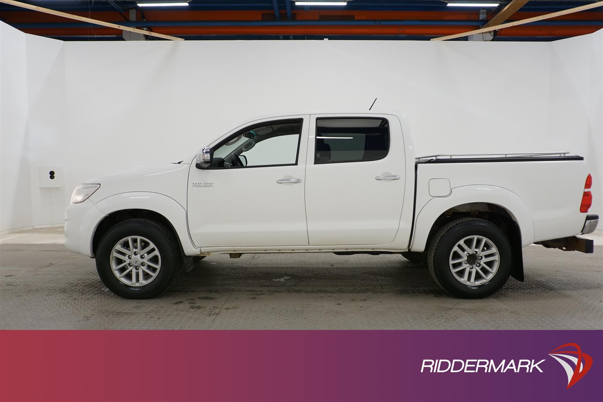 Toyota Hilux 2.5 4x4 Kamera Diff Dragkrok Moms