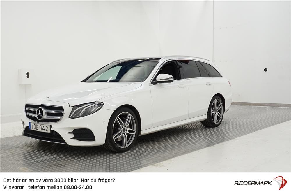 Mercedes-Benz E 220d 194hk AMG Pano Burmester B-Kam GPS Dragexteriör