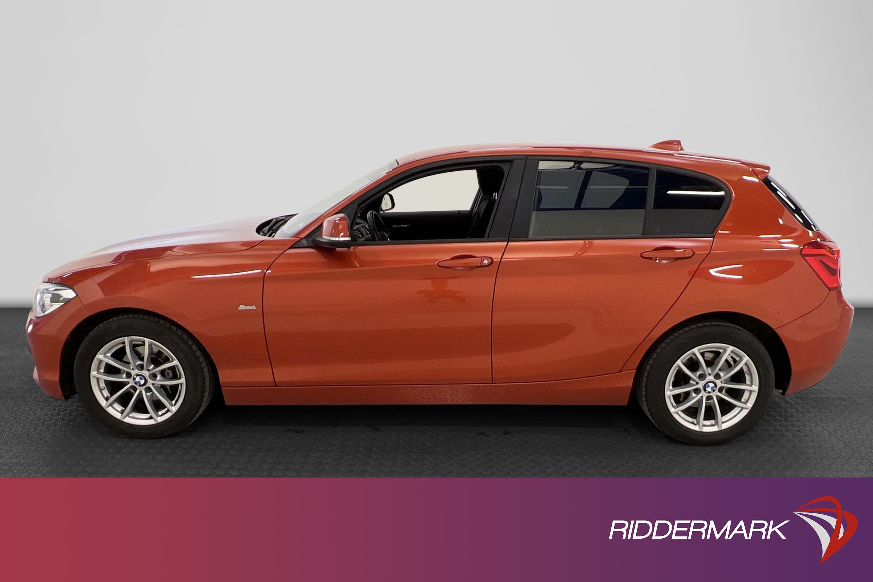BMW 118 d 150hk Sportline P-sensorer EU6 Nyservad