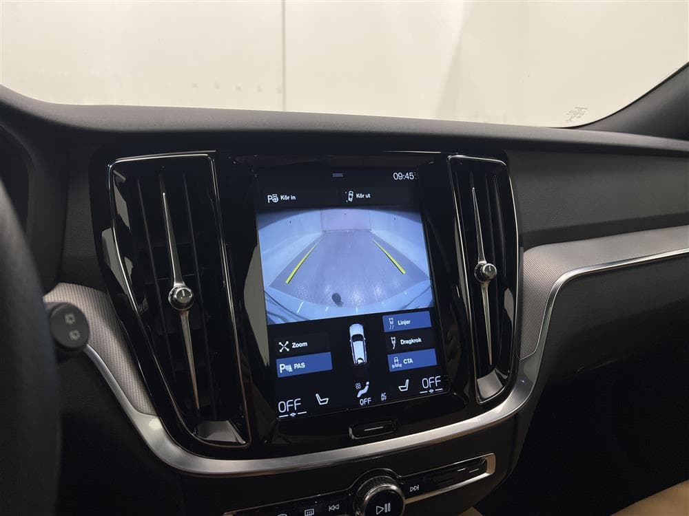 Volvo V60 T8 AWD TwEn 392hk Inscription H/K Pano Drag Nyservinteriör