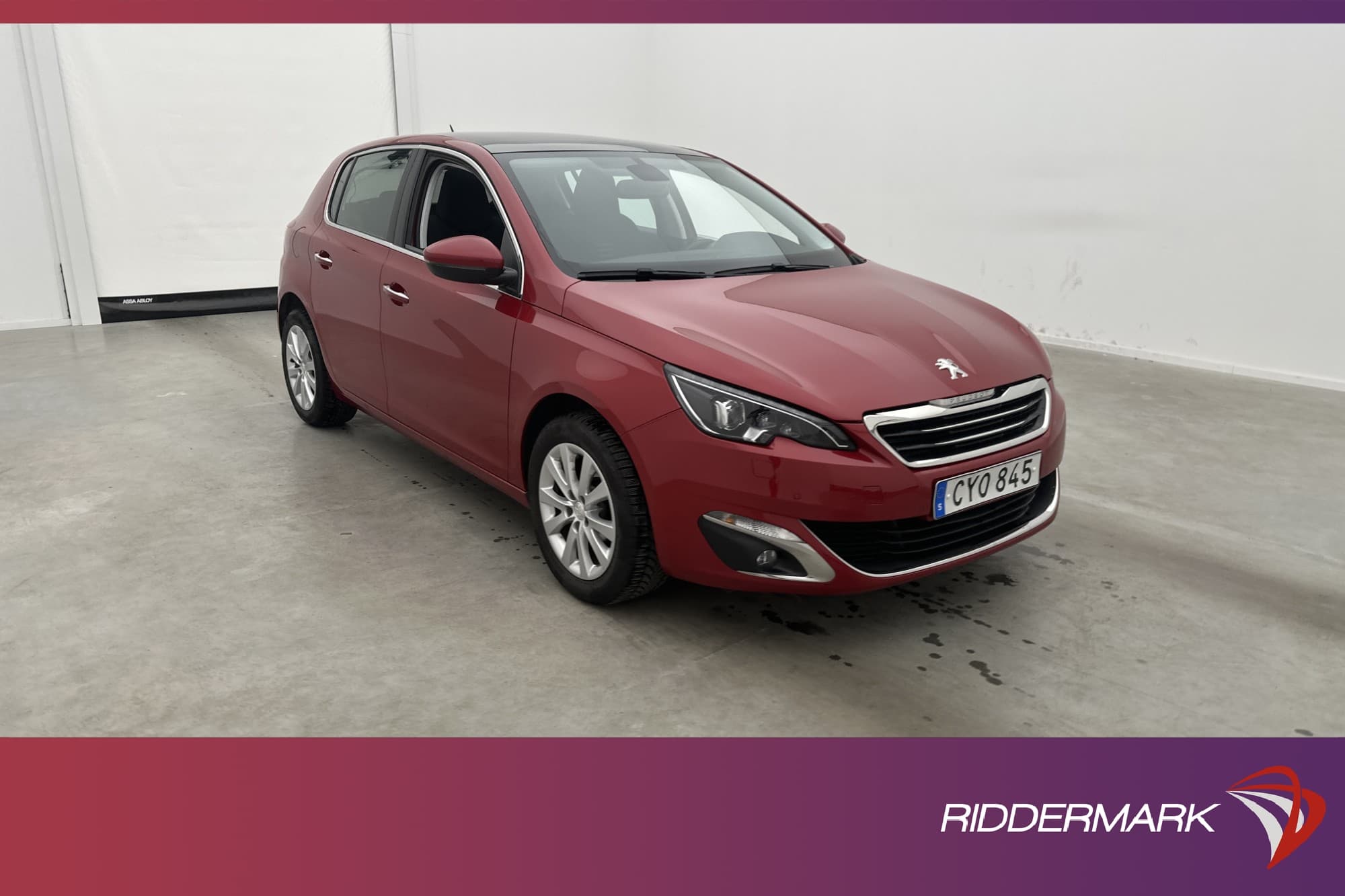 Peugeot 308 e-THP 130hk