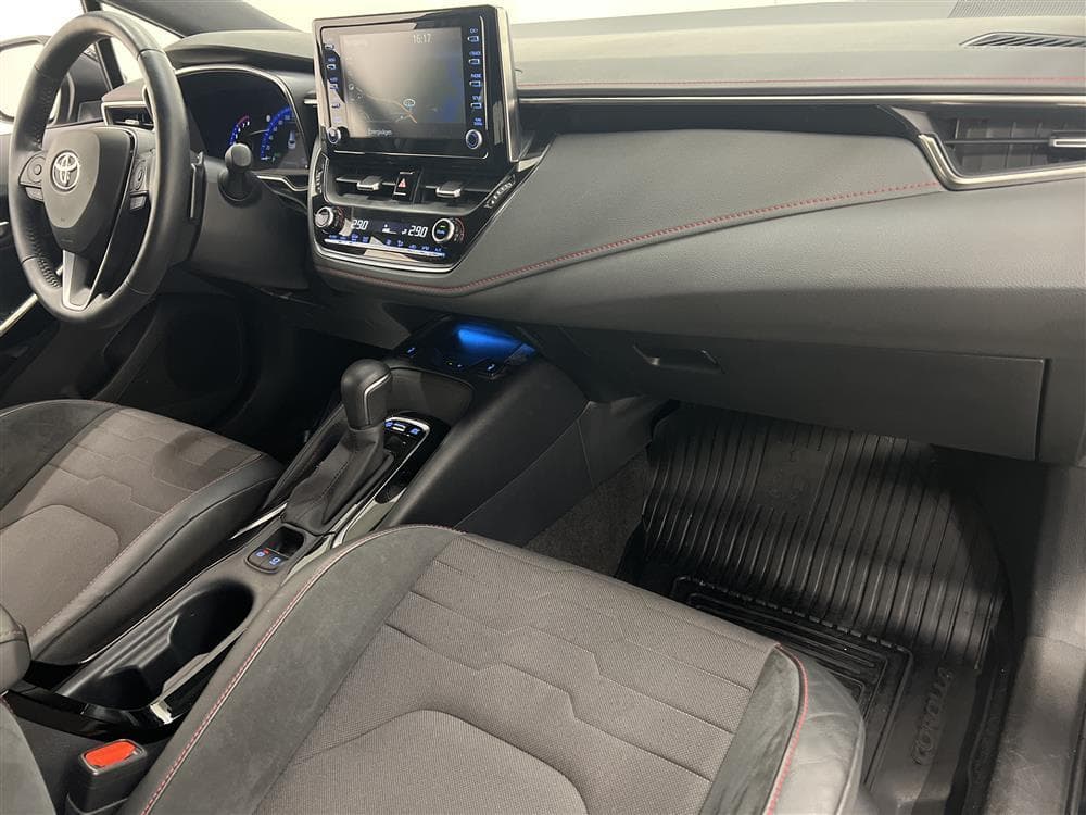 Toyota Corolla Hybrid 184hk  Executive M-Värm Drag Navi