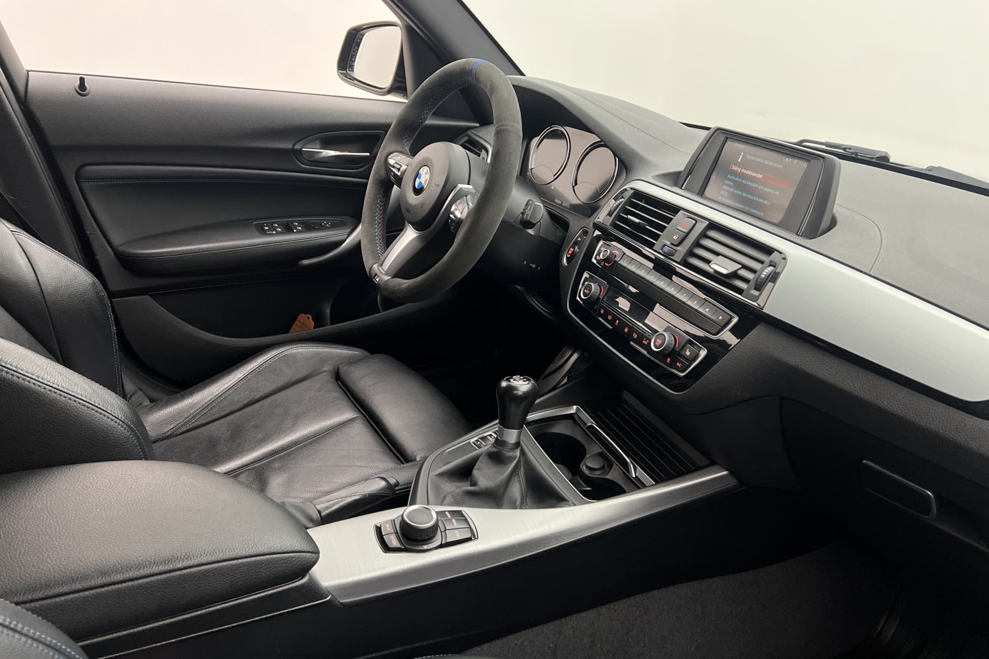 BMW 118i 136hk M Sport Skinn Farthållare Sensorer