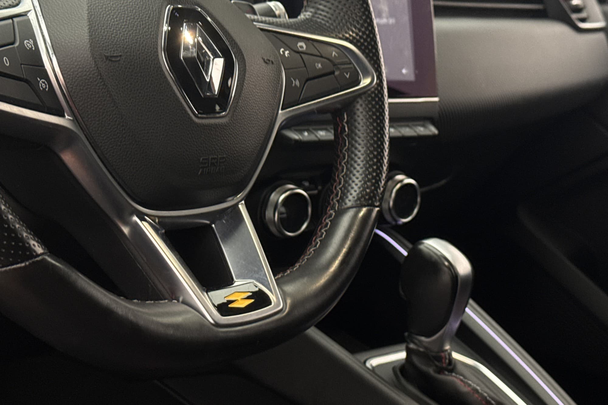 Renault Clio TCe 130hk R.S. Line 360° Navigation Halvskinn