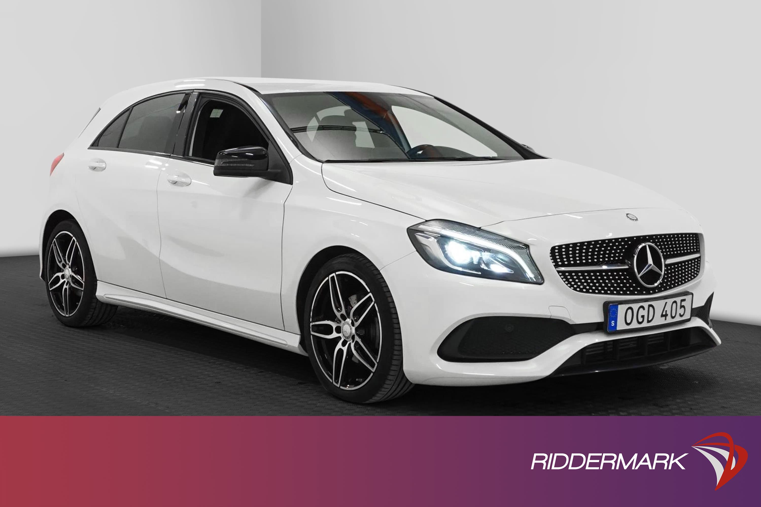 Mercedes-Benz  A 180 122hk AMG Sport 2 Brukare Låg Skatt 