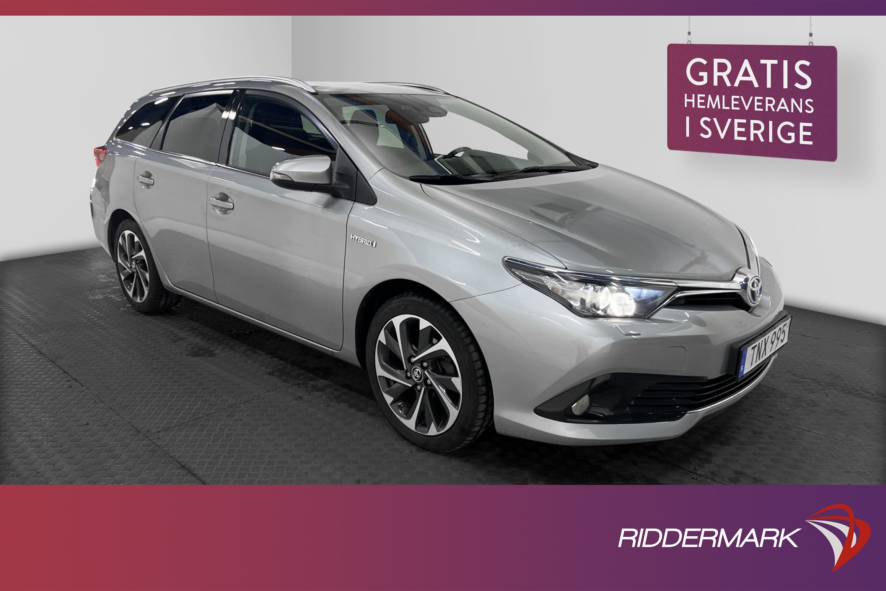Toyota Auris Touring Sports Hybrid 136hk