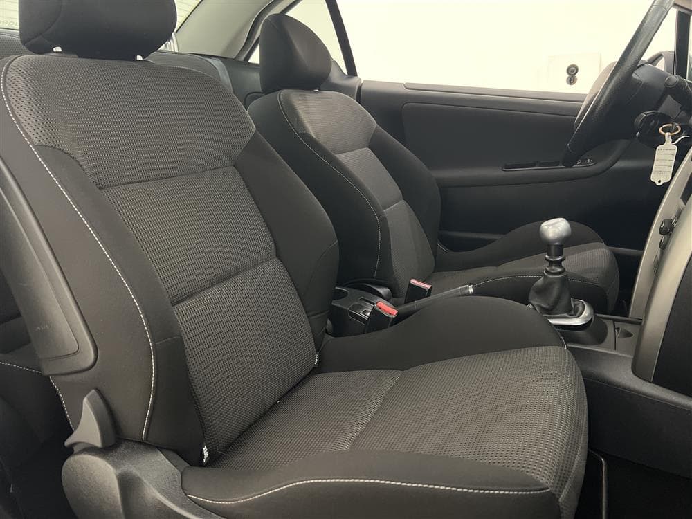Peugeot 207 CC 1.6 HDI 112hk Nyservad Nybesiktigad 0.49l/milinteriör
