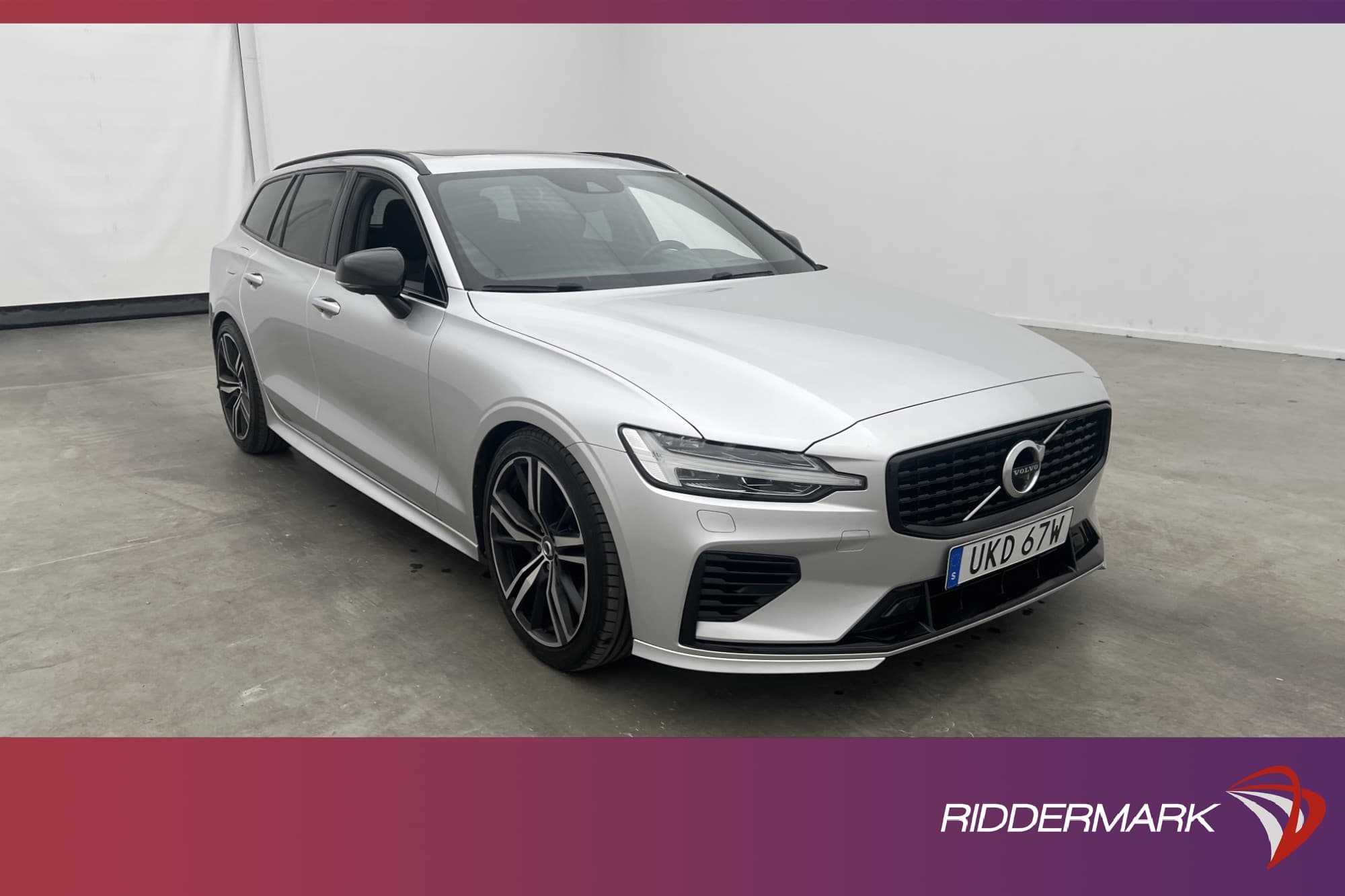 Volvo V60 Recharge T8