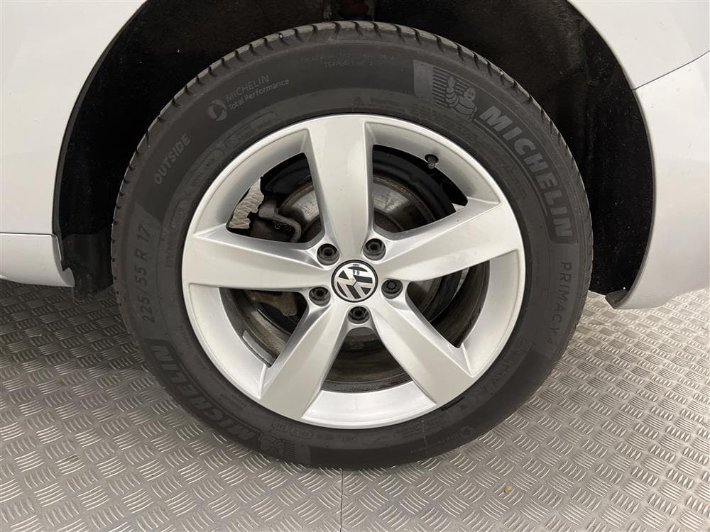 Volkswagen Sharan TDI 4M 140hk 7sits Pano B-Kamera Navi Draginteriör