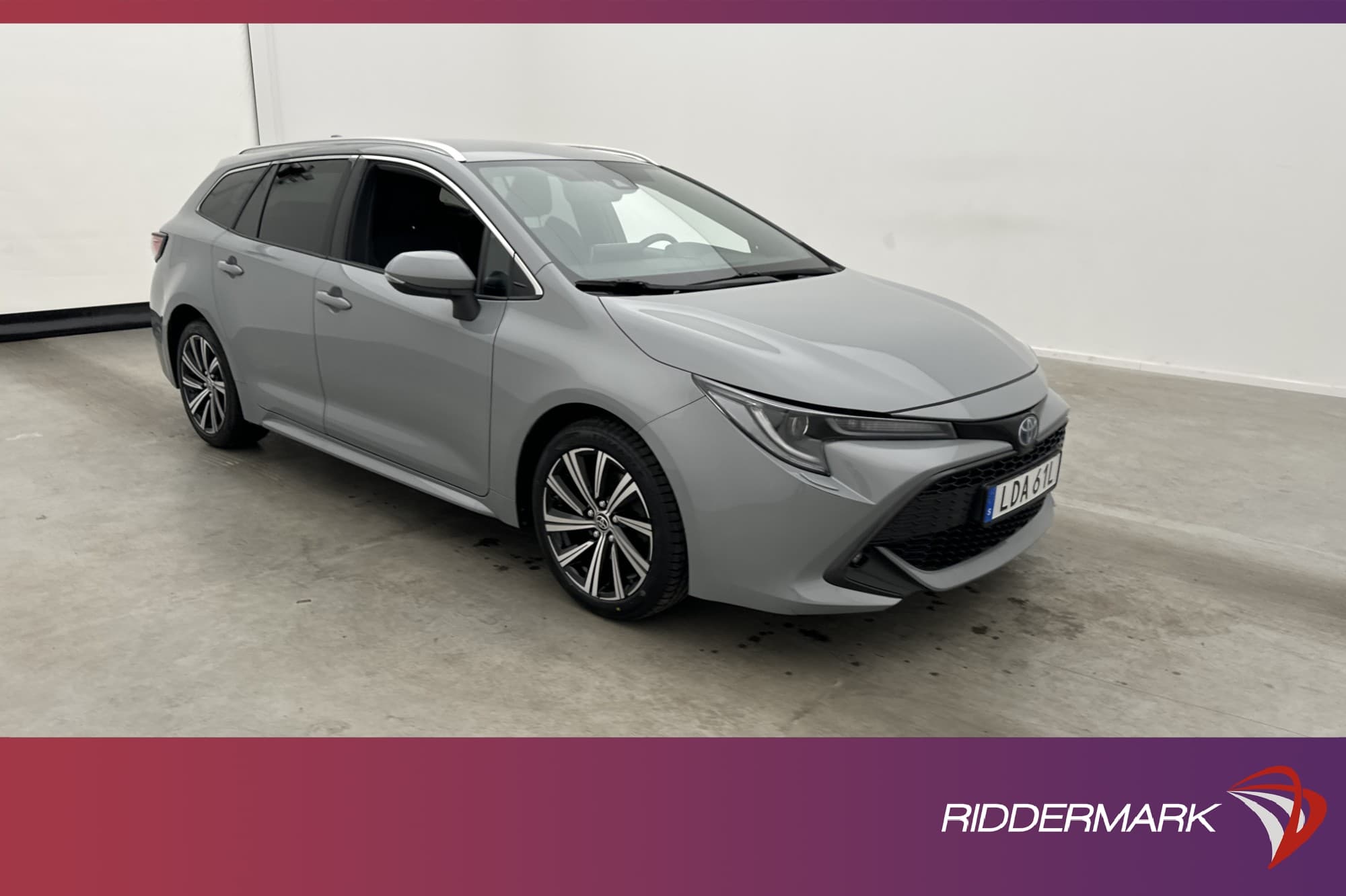 Toyota Corolla TS Hybrid 184hk