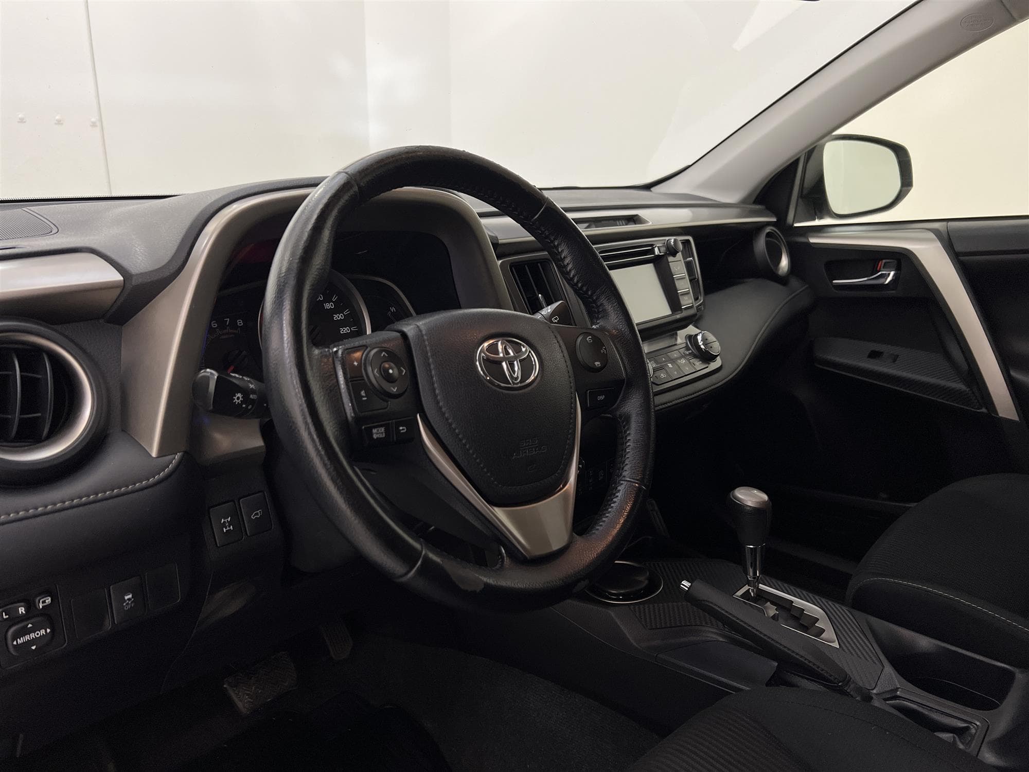 Toyota RAV4 2.0 4WD Multidrive S 152hk M&K Värmare B-Kam