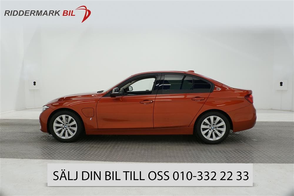 BMW 330e Sedan 252hk