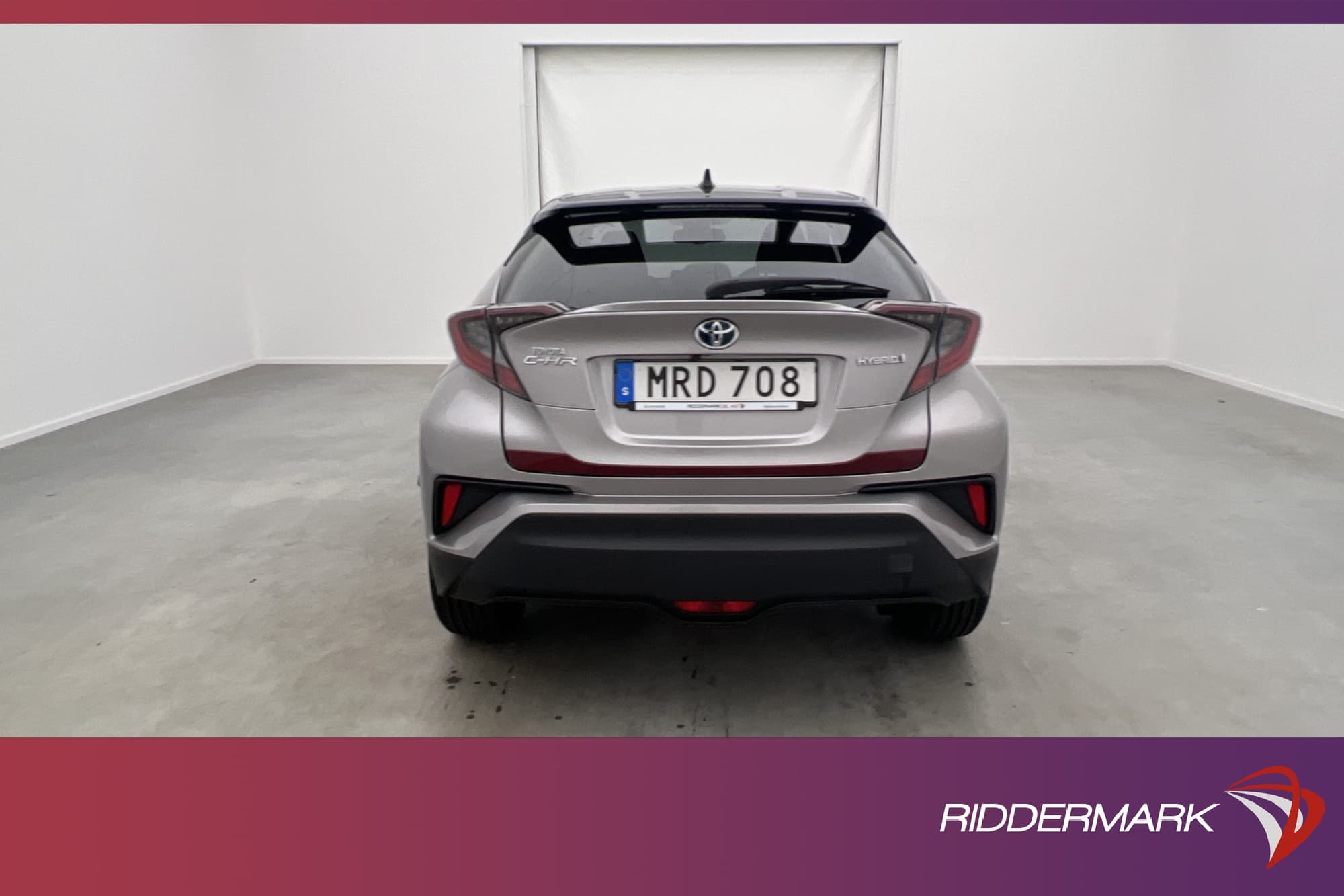 Toyota C-HR Hybrid CVT 122hk