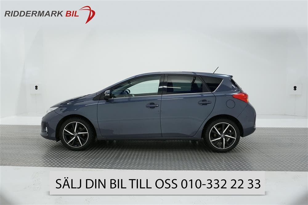 Toyota Auris 1.6 132hk B-Kamera