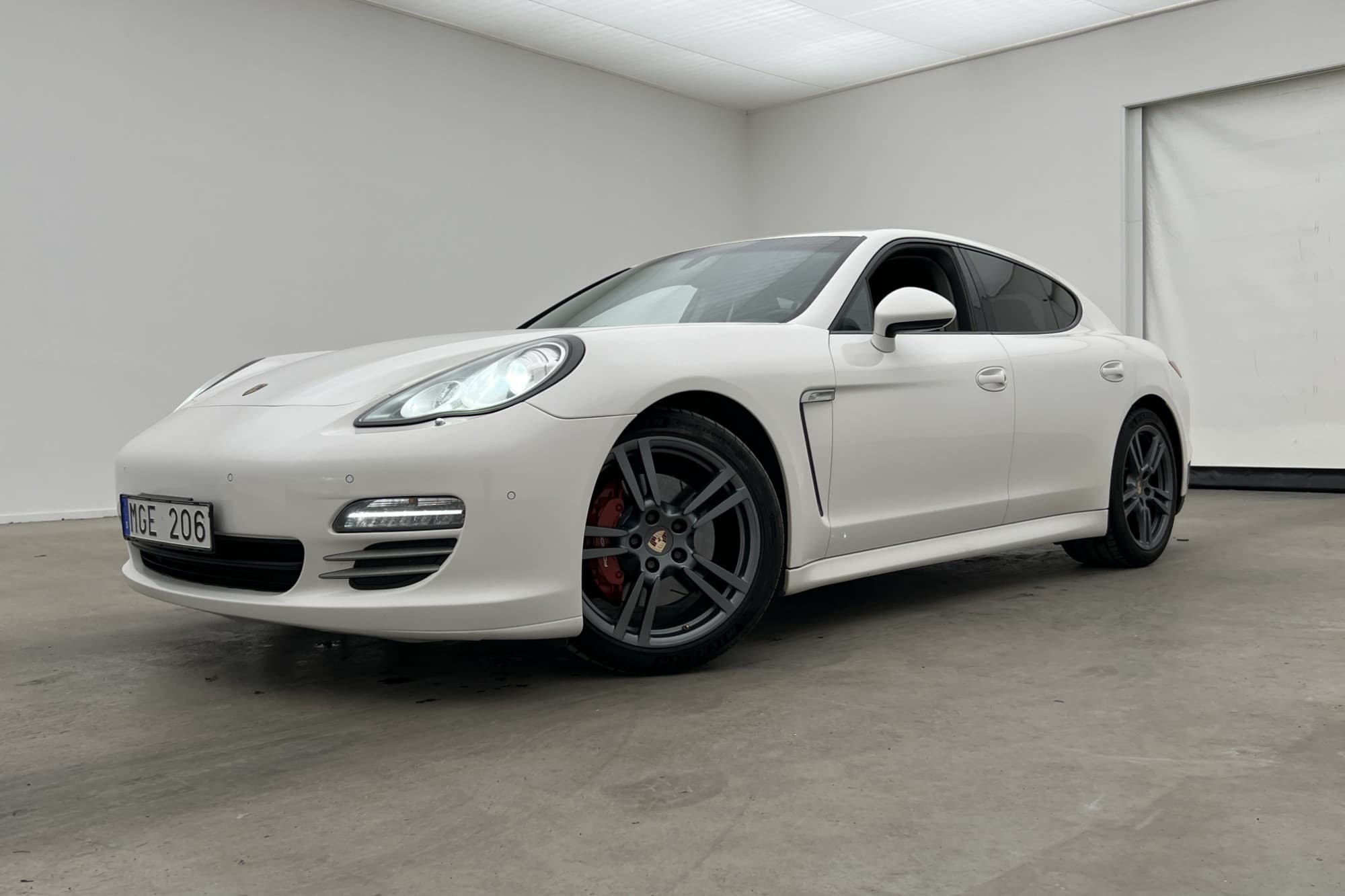 Porsche Panamera 4 300hk Sport Chrono PASM Navi Skinn Drag