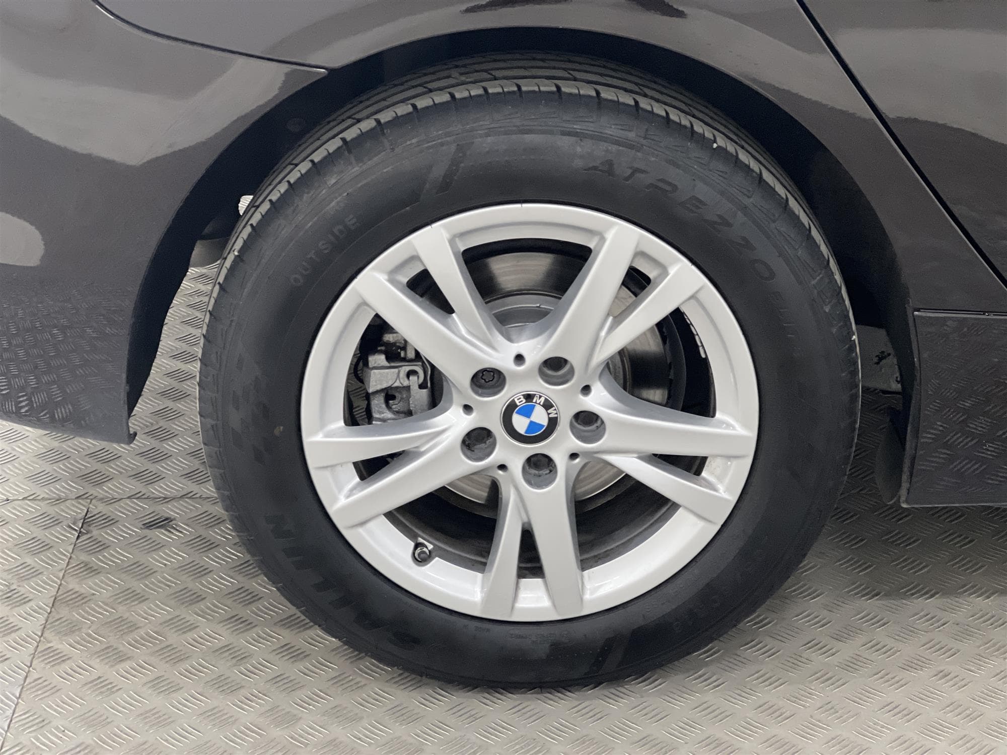 BMW 218d Active Tourer  Drag P-sensorer Rattvärme 0.41l/milinteriör