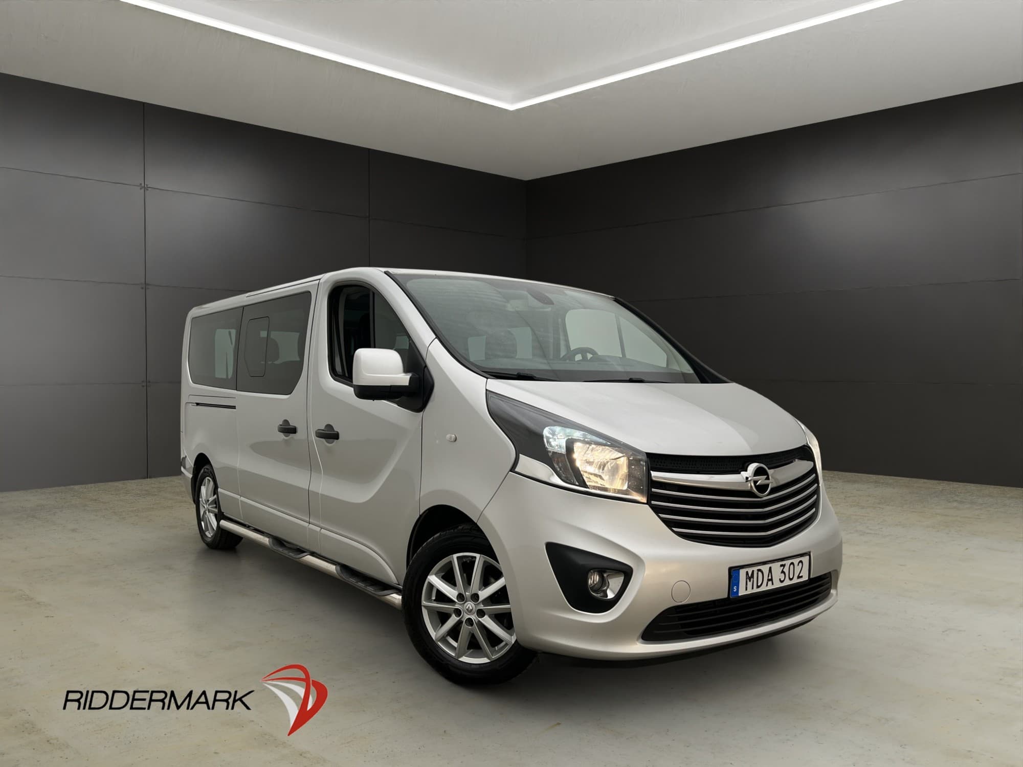 Opel Vivaro Kombi 2.9t